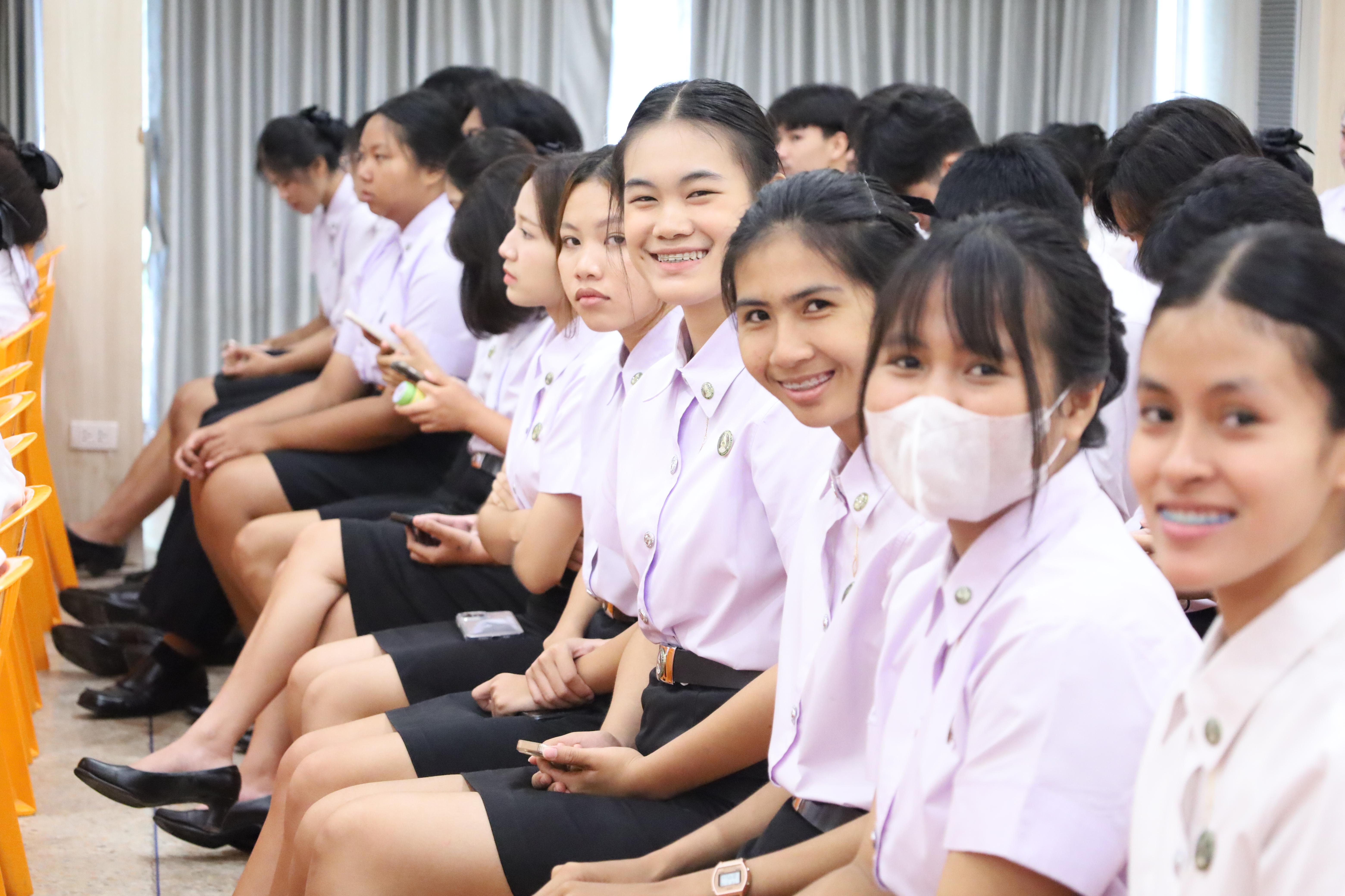 38. กิจกรรมปฐมนิเทศนักศึกษาใหม่คณะครุศาสตร์