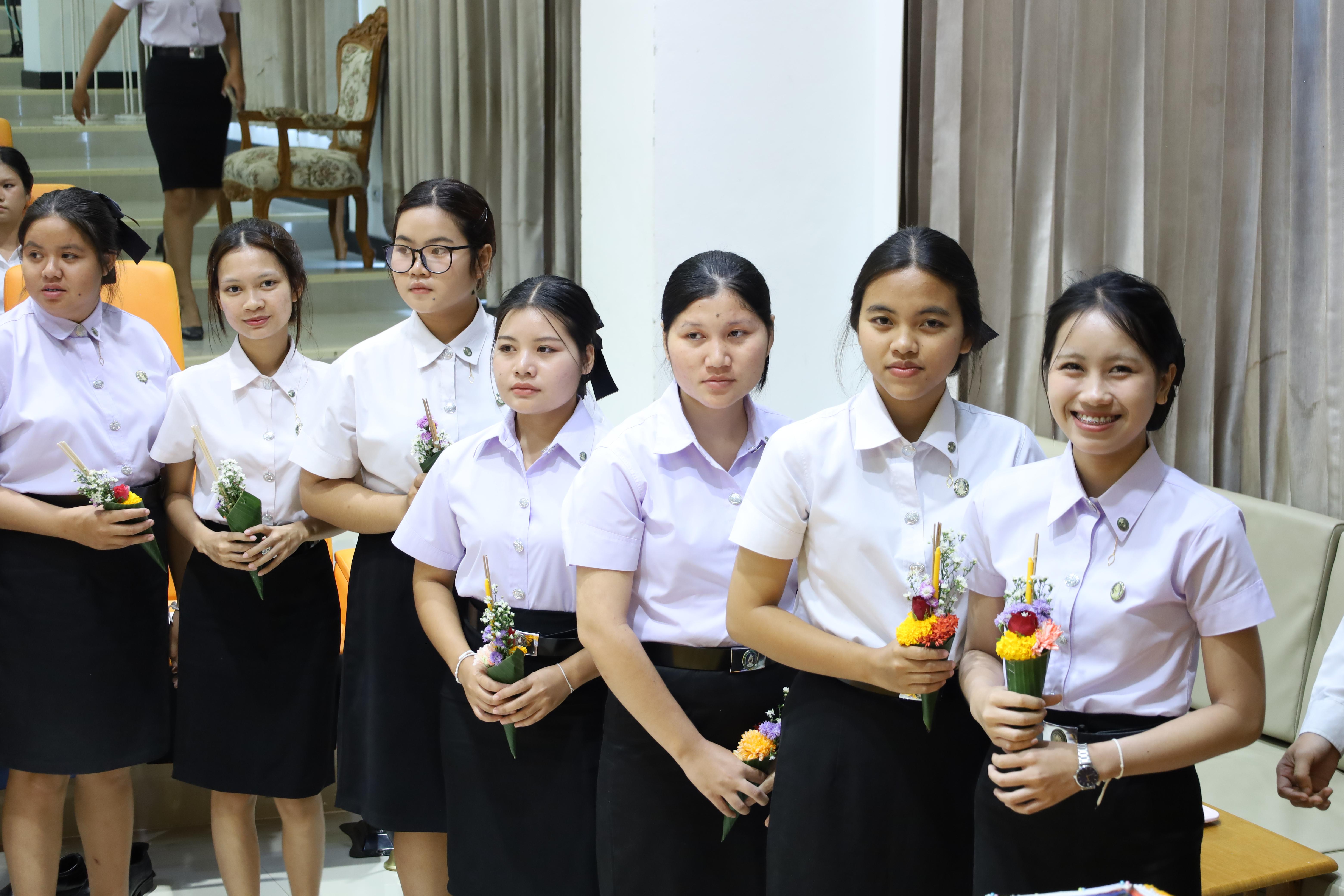 21. พิธีไหว้ครูโปรแกรมวิชาสังคมศึกษา