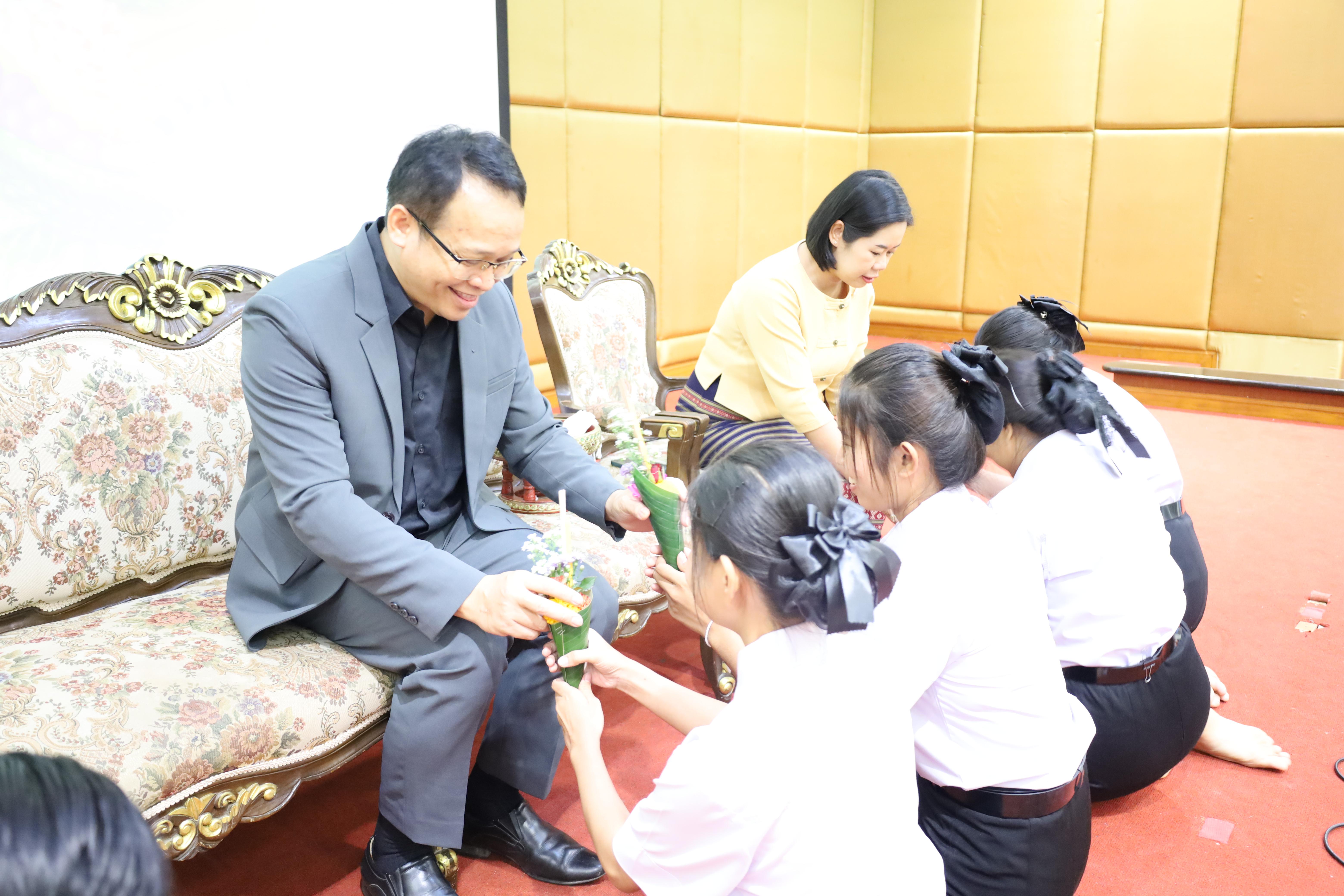 26. พิธีไหว้ครูโปรแกรมวิชาสังคมศึกษา