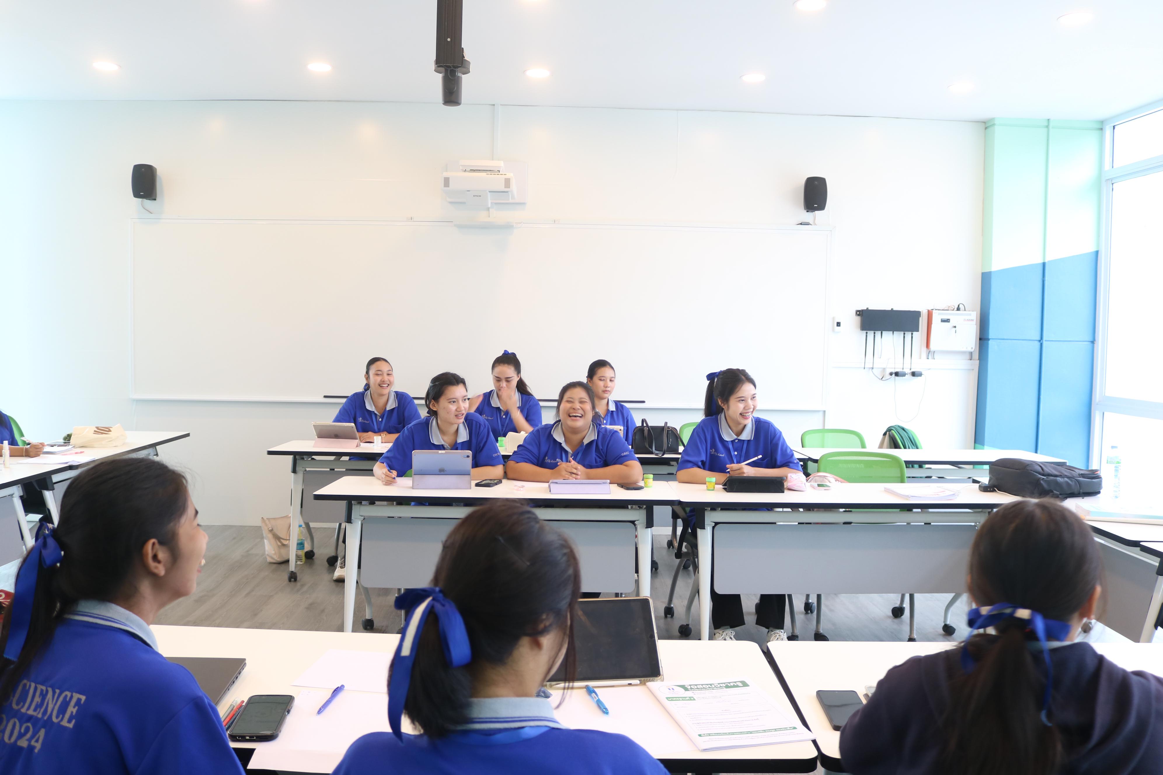 12. กิจกรรมเตรียมความพร้อมโปรแกรมวิชาวิทยาศาสตร์ทั่วไป