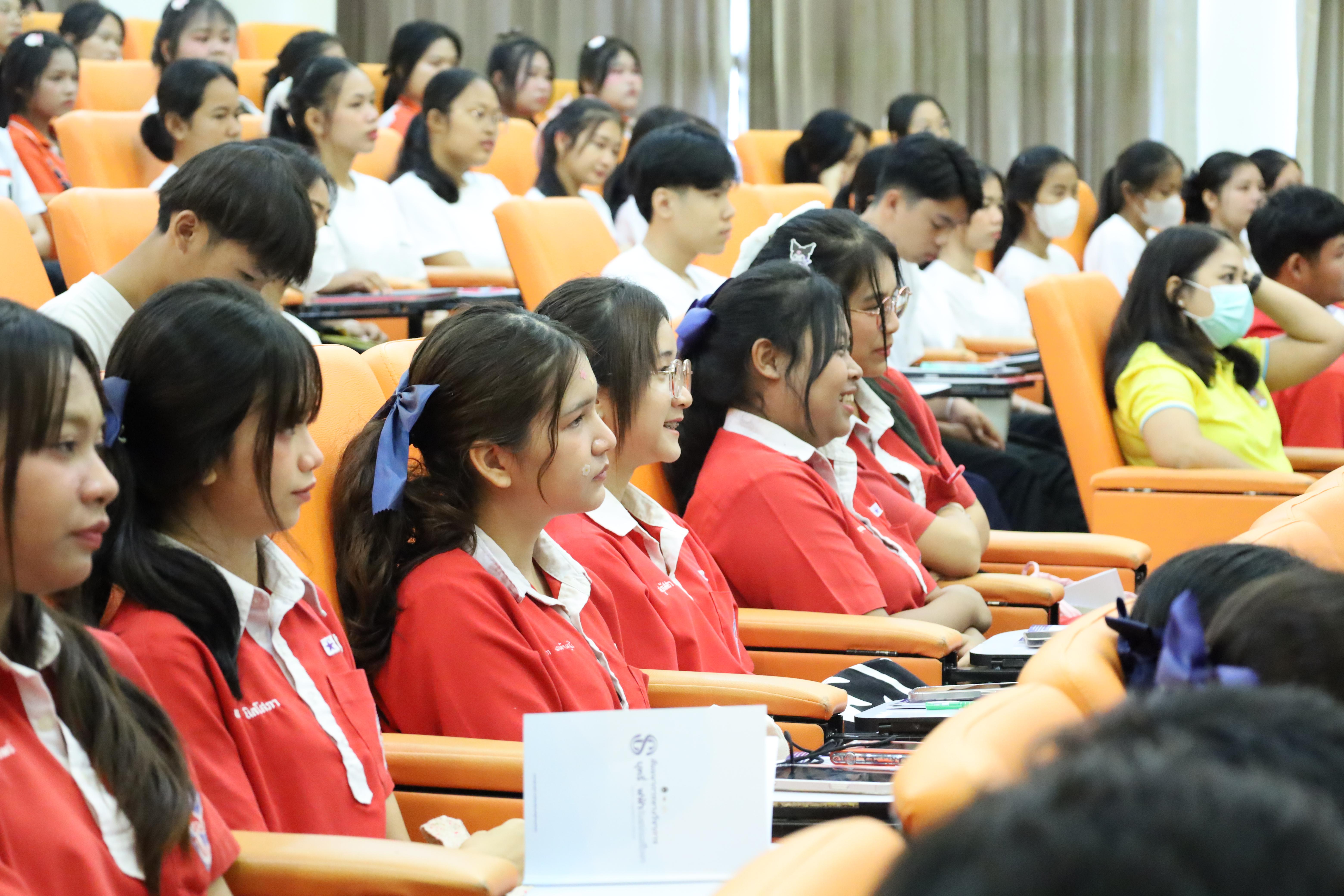 6. สัมมนาวิชาการ"บุหรี่ไฟฟ้าในสถานศึกษา"