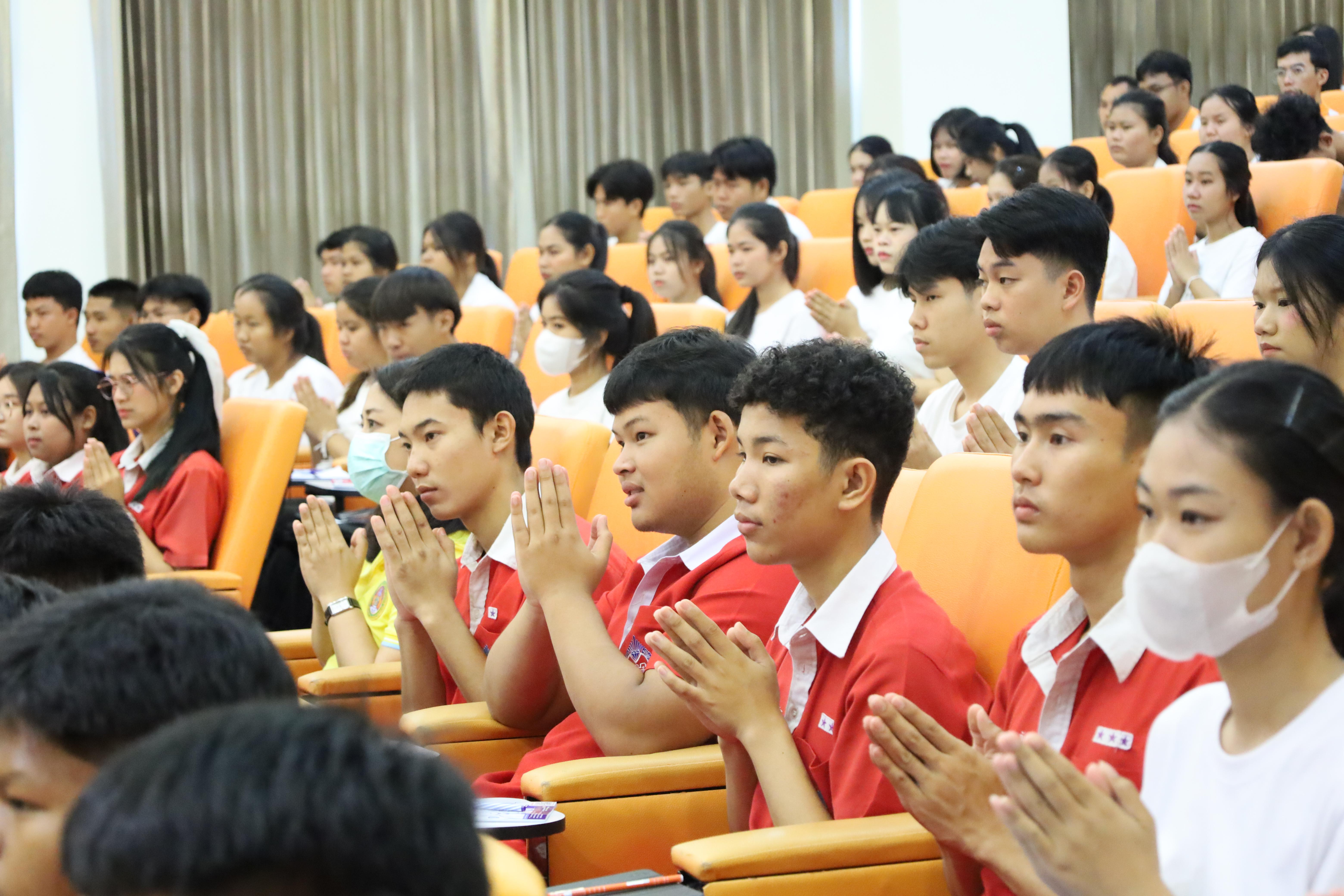 16. สัมมนาวิชาการ"บุหรี่ไฟฟ้าในสถานศึกษา"