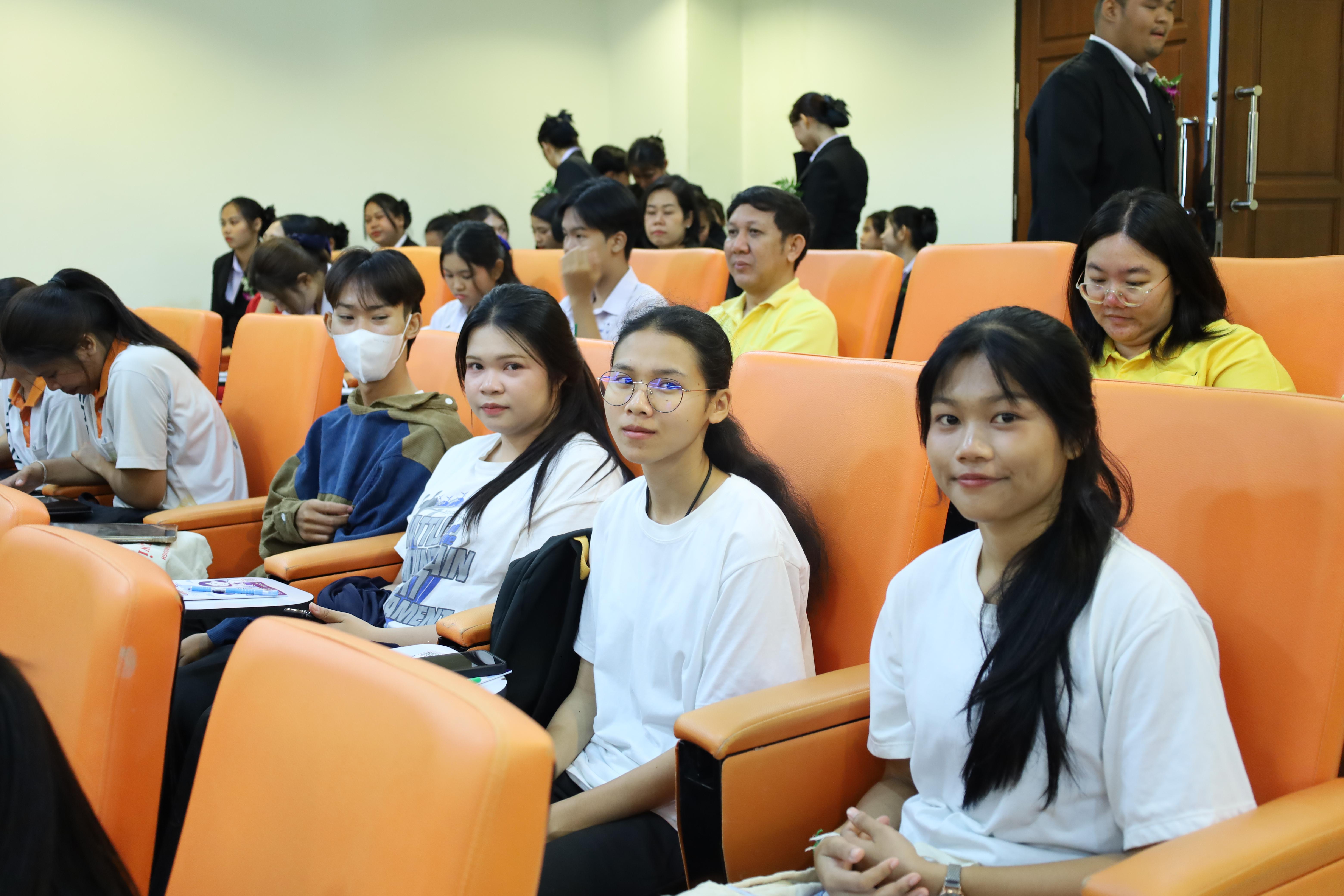 79. สัมมนาวิชาการ"บุหรี่ไฟฟ้าในสถานศึกษา"