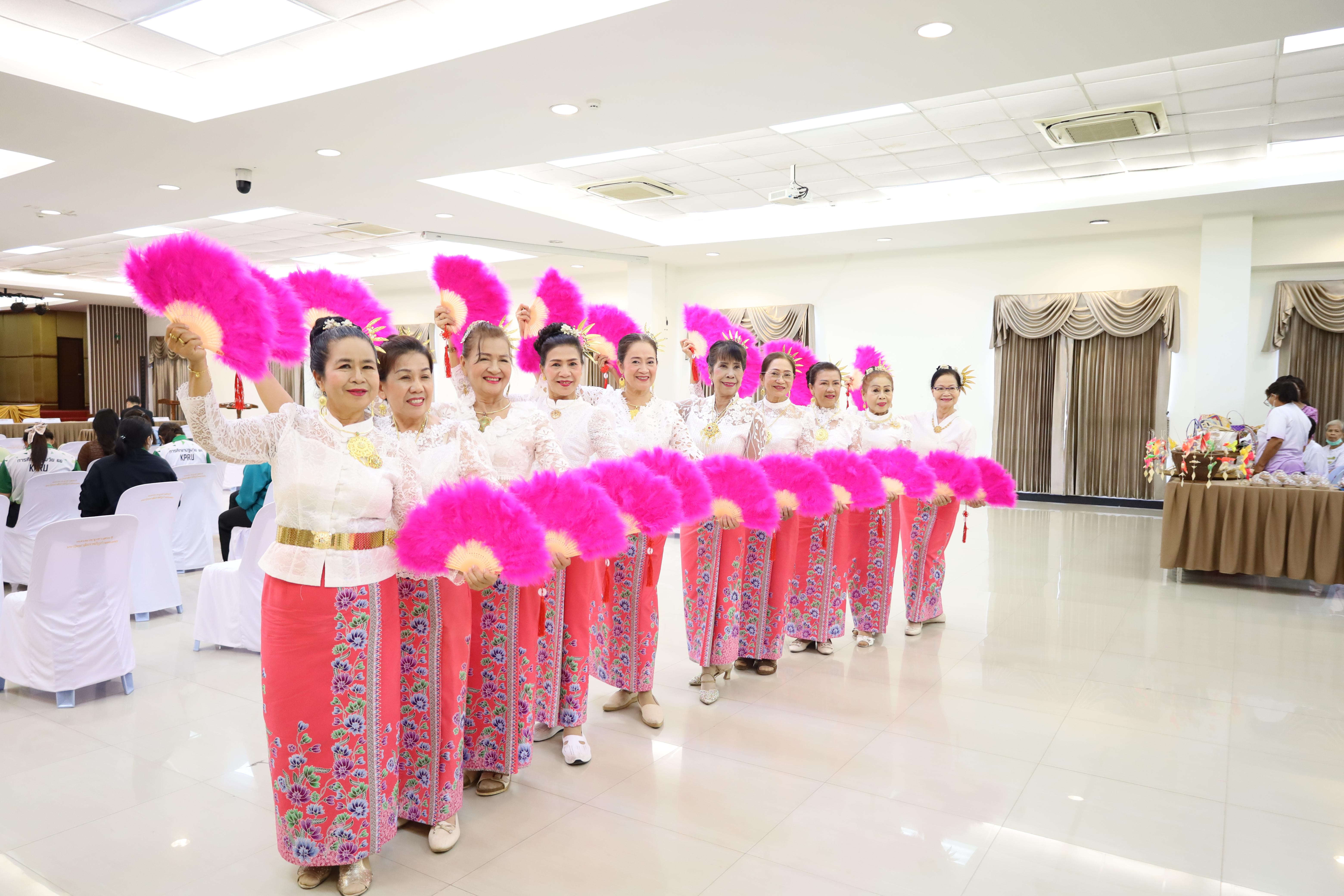5. MOU โครงการวิจัยการพัฒนาโปรแกรมดูแลผู้สูงอายุฯ
