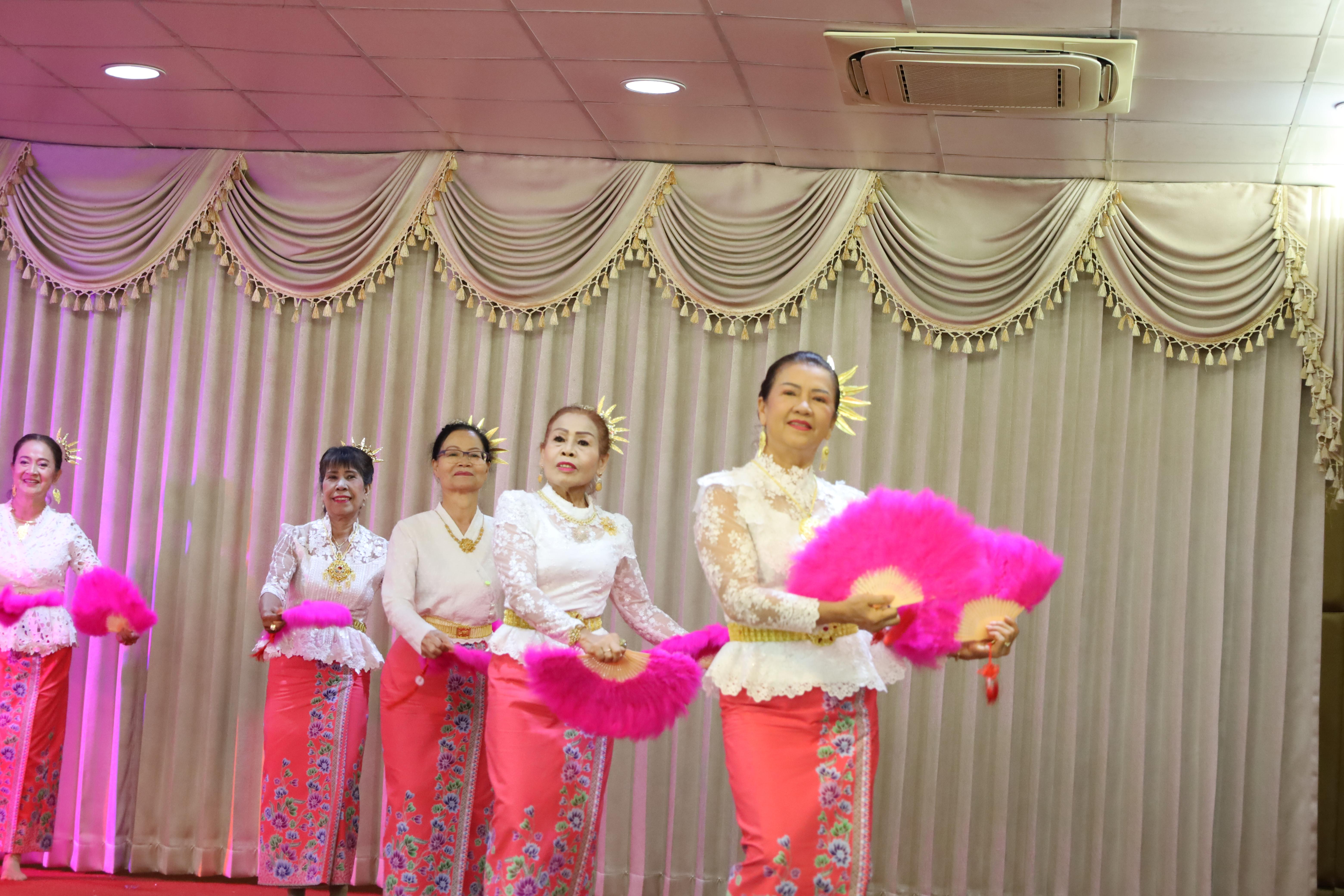 37. MOU โครงการวิจัยการพัฒนาโปรแกรมดูแลผู้สูงอายุฯ