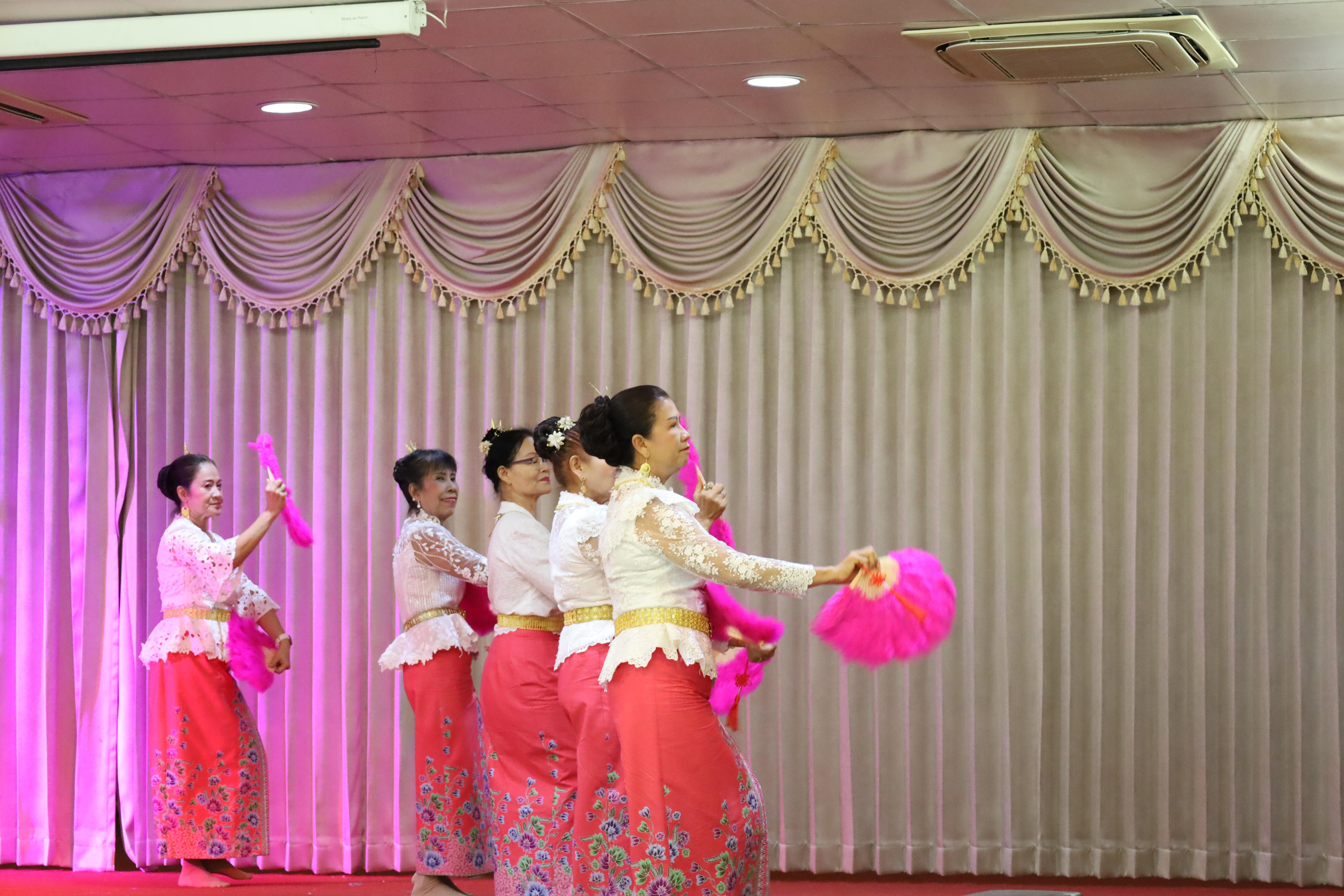 41. MOU โครงการวิจัยการพัฒนาโปรแกรมดูแลผู้สูงอายุฯ
