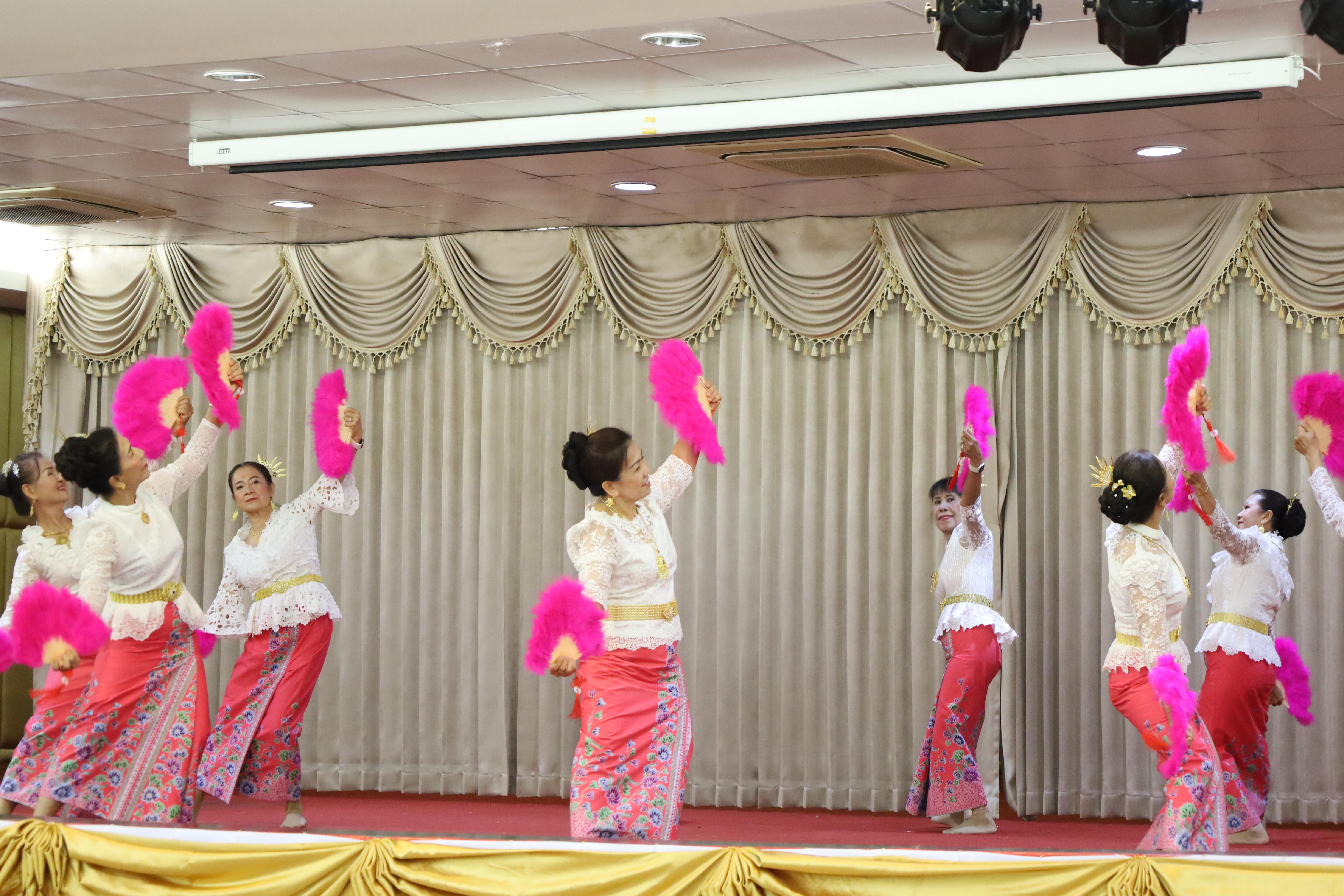 48. MOU โครงการวิจัยการพัฒนาโปรแกรมดูแลผู้สูงอายุฯ