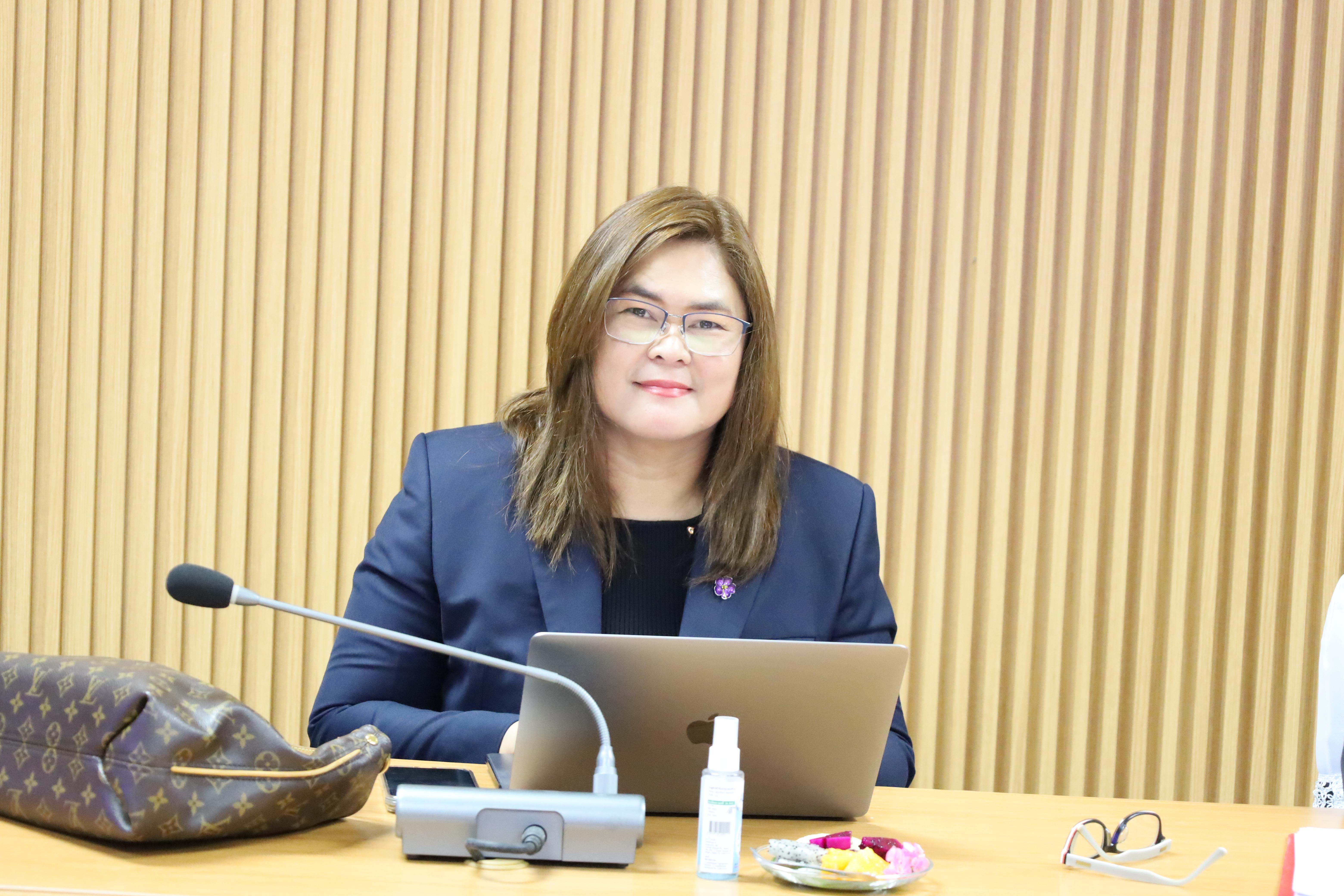 27. ผู้ทรงคุณวุฒิสภาวิชาการ พบอาจารย์คณะครุศาสตร์