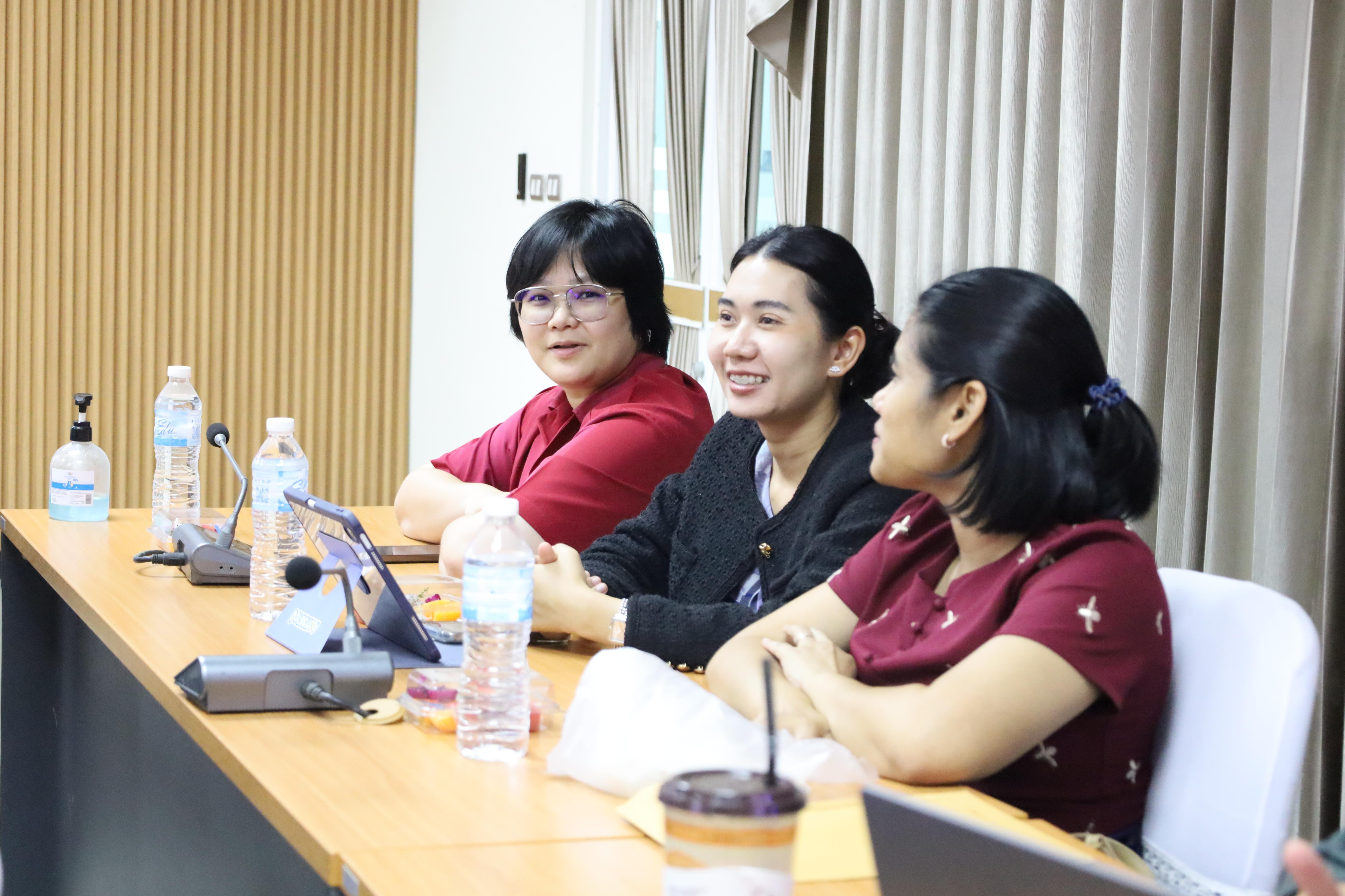 46. ผู้ทรงคุณวุฒิสภาวิชาการ พบอาจารย์คณะครุศาสตร์