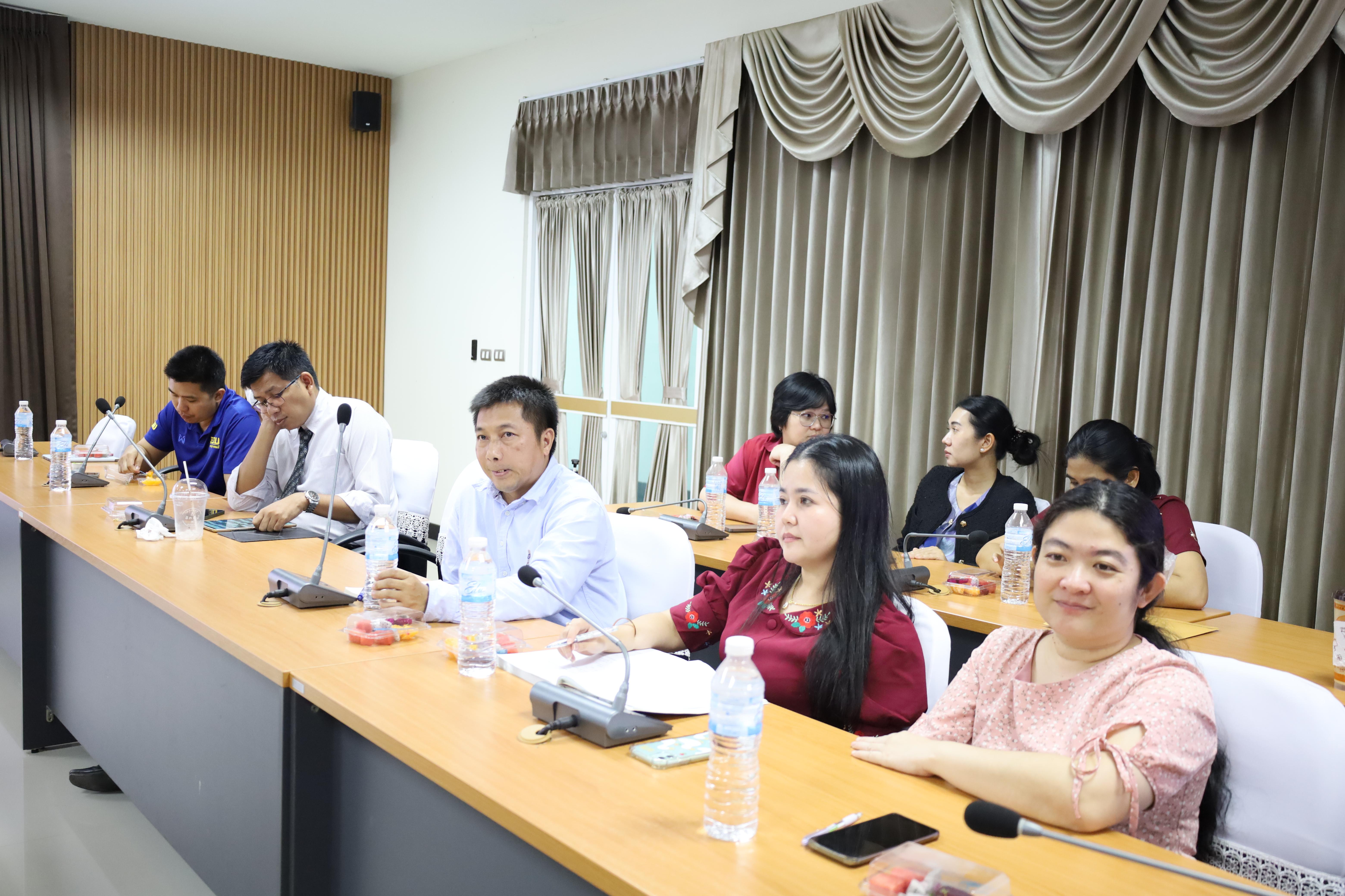 56. ผู้ทรงคุณวุฒิสภาวิชาการ พบอาจารย์คณะครุศาสตร์