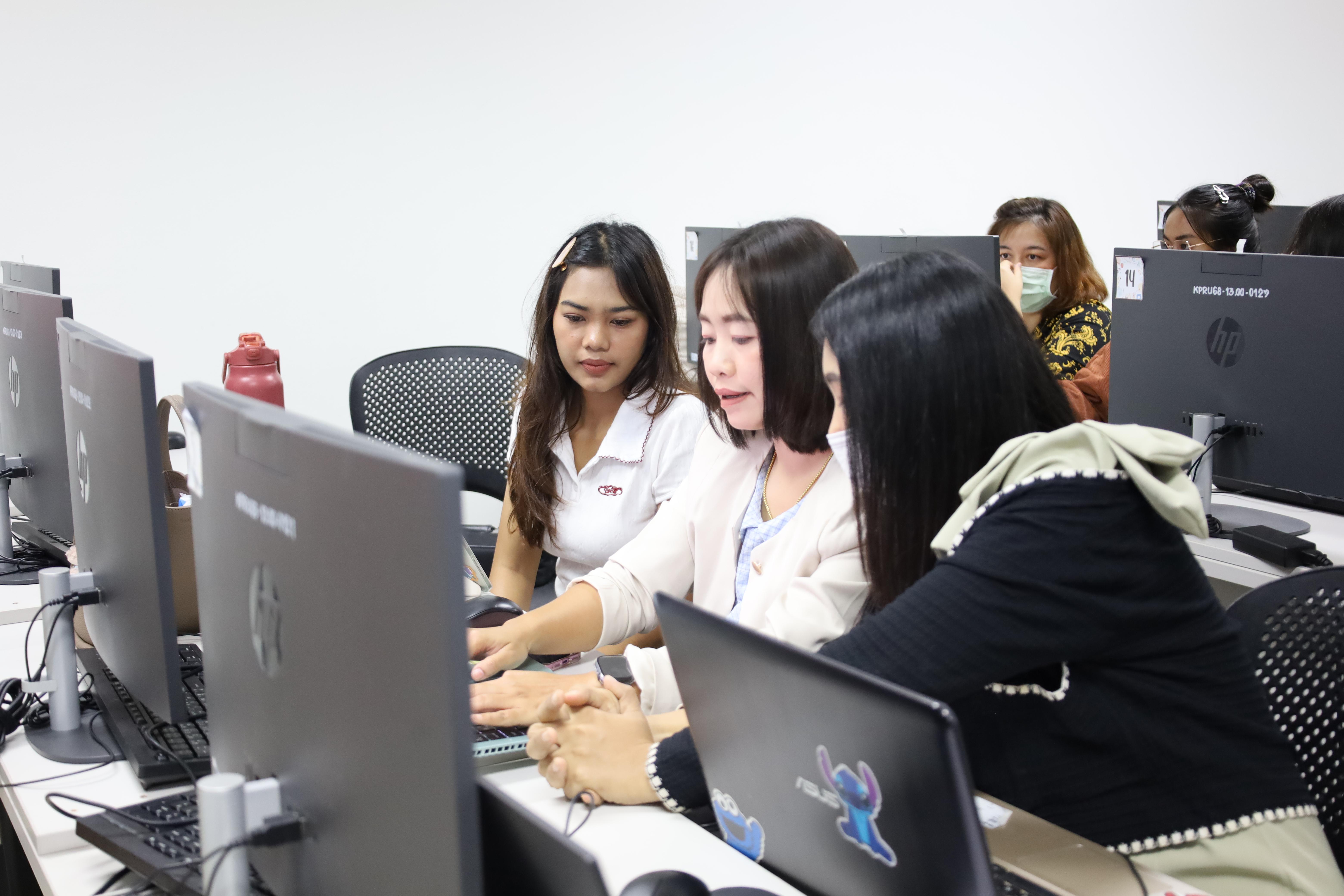 30. กิจกรรมอบรมหลักสูตรระยะสั้น (Non-degree) การพัฒนาสมรรถนะครูภาษาอังกฤษด้วย Generative AI