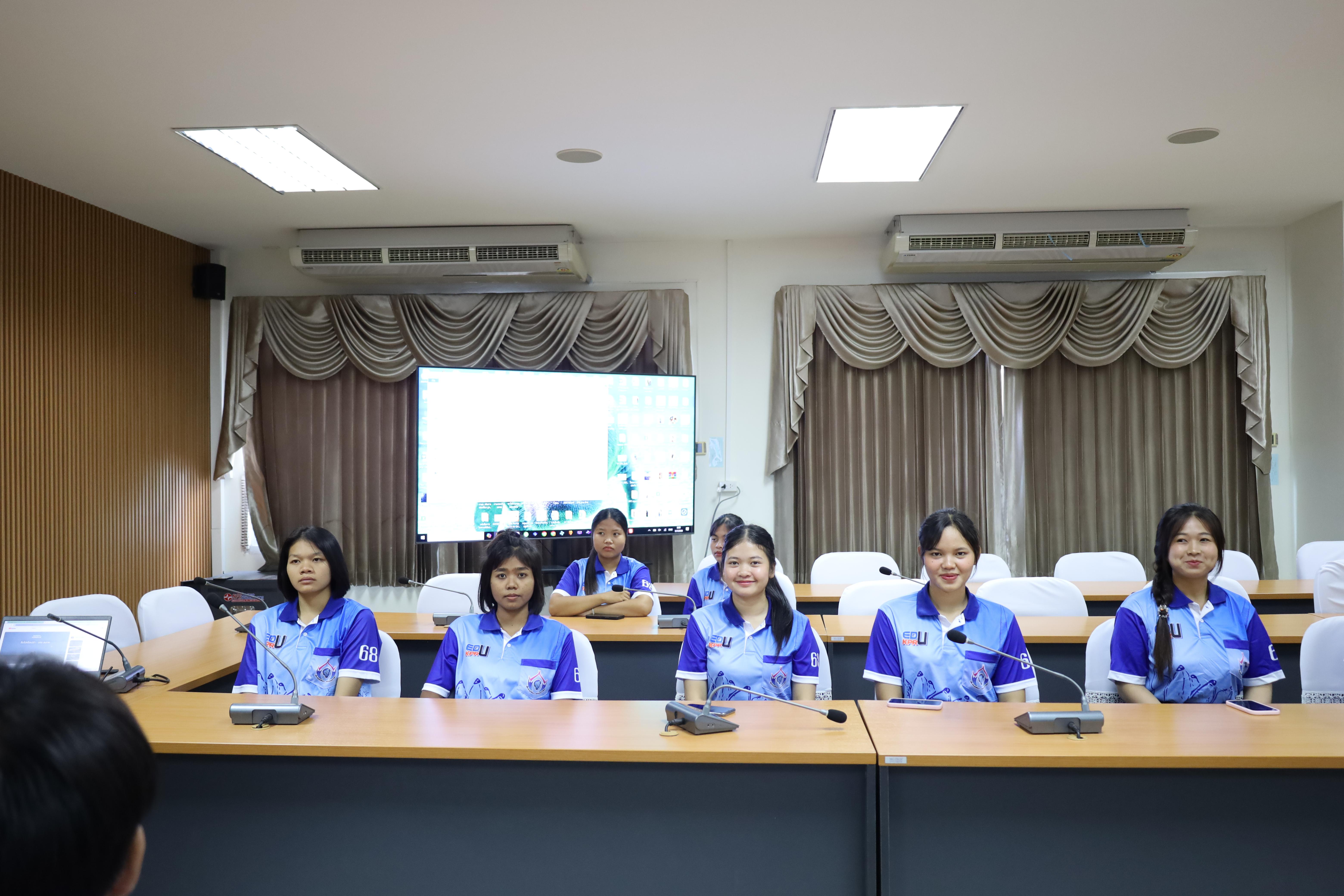 7. กิจกรรมการอบรมการเขียนแผนธุรกิจ (BMC)