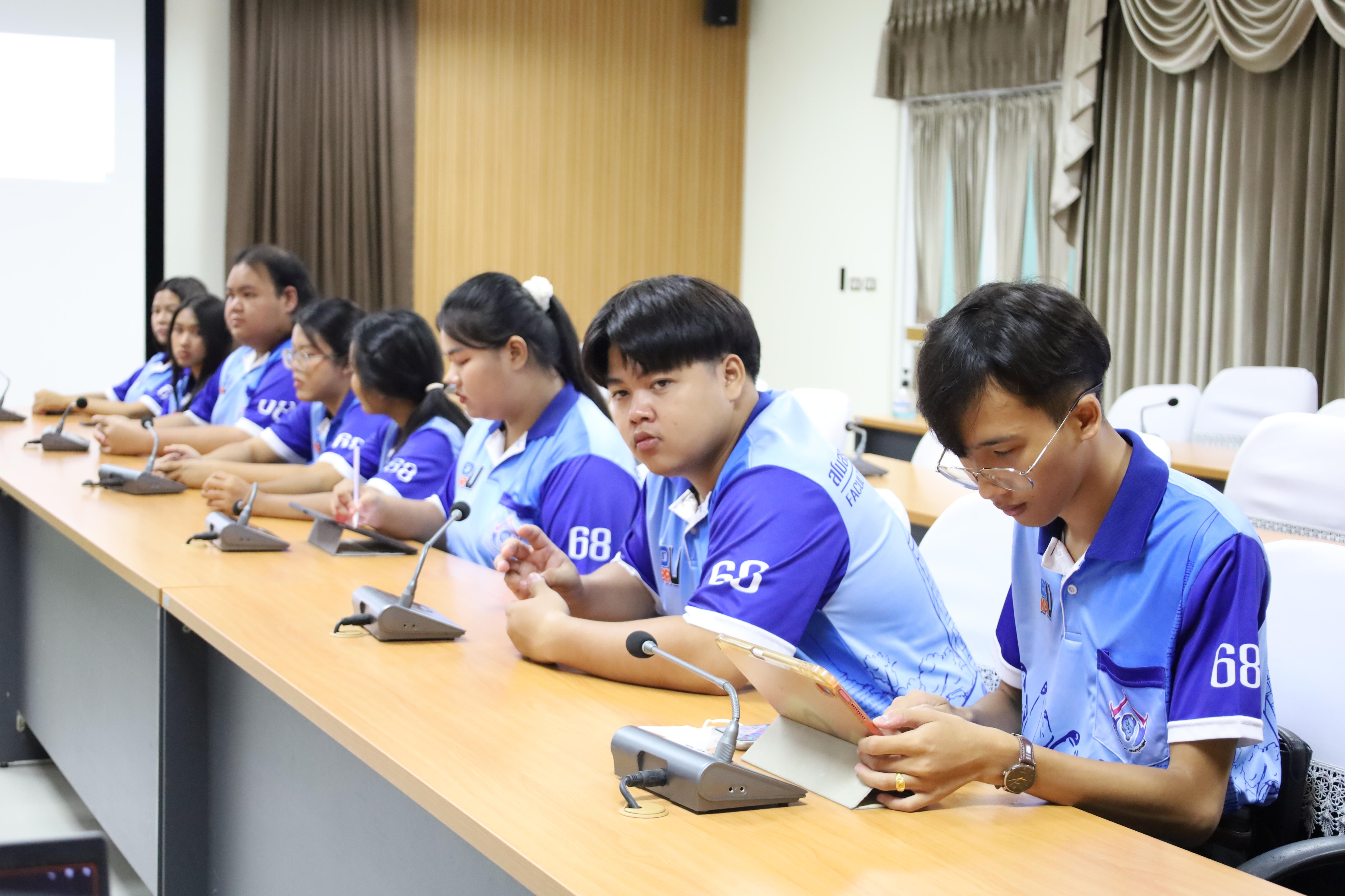 30. กิจกรรมการอบรมการเขียนแผนธุรกิจ (BMC)