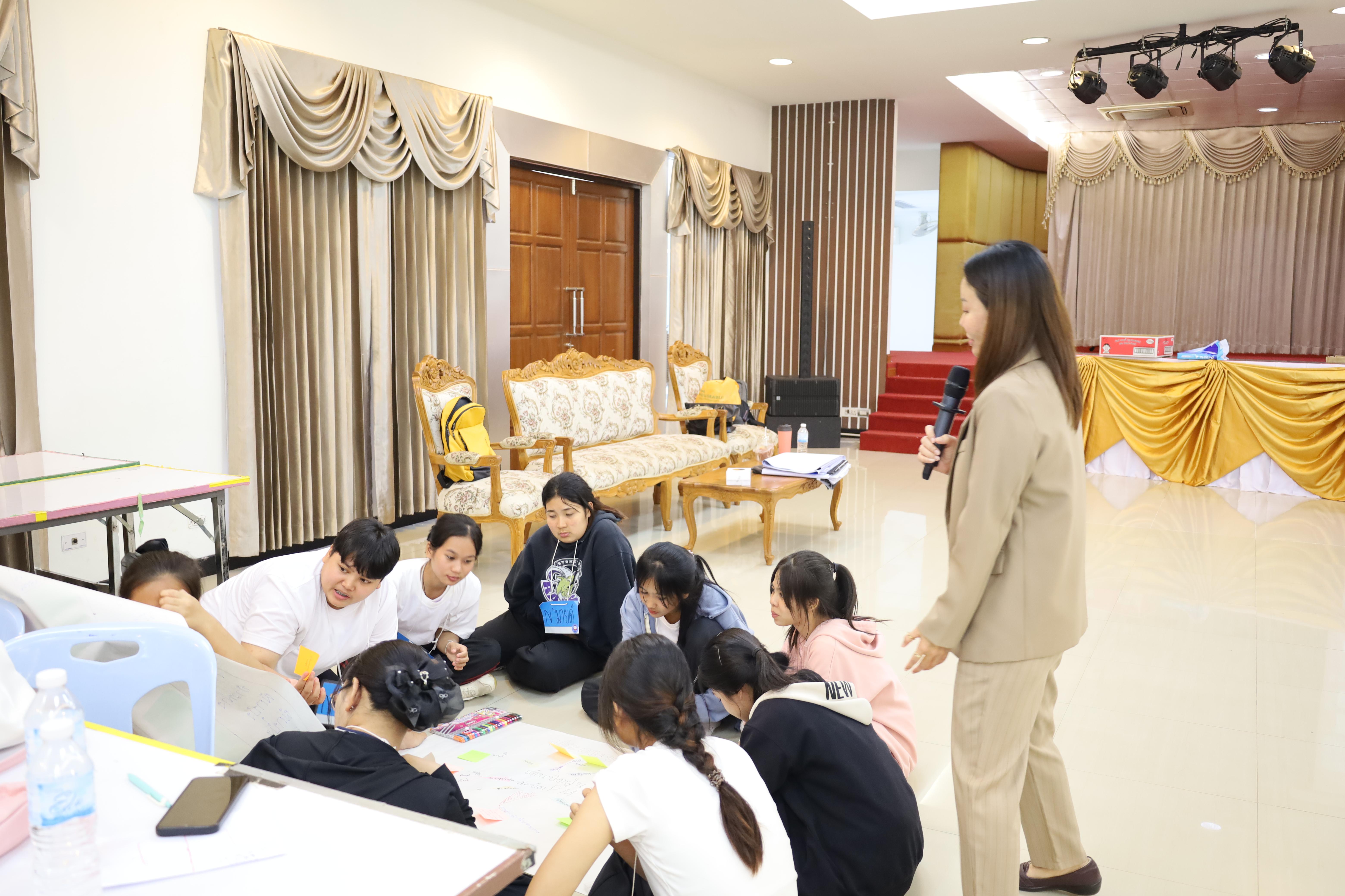 34. โครงการส่งเสริมคุณลักษณะความเป็นครูประถมศึกษา
