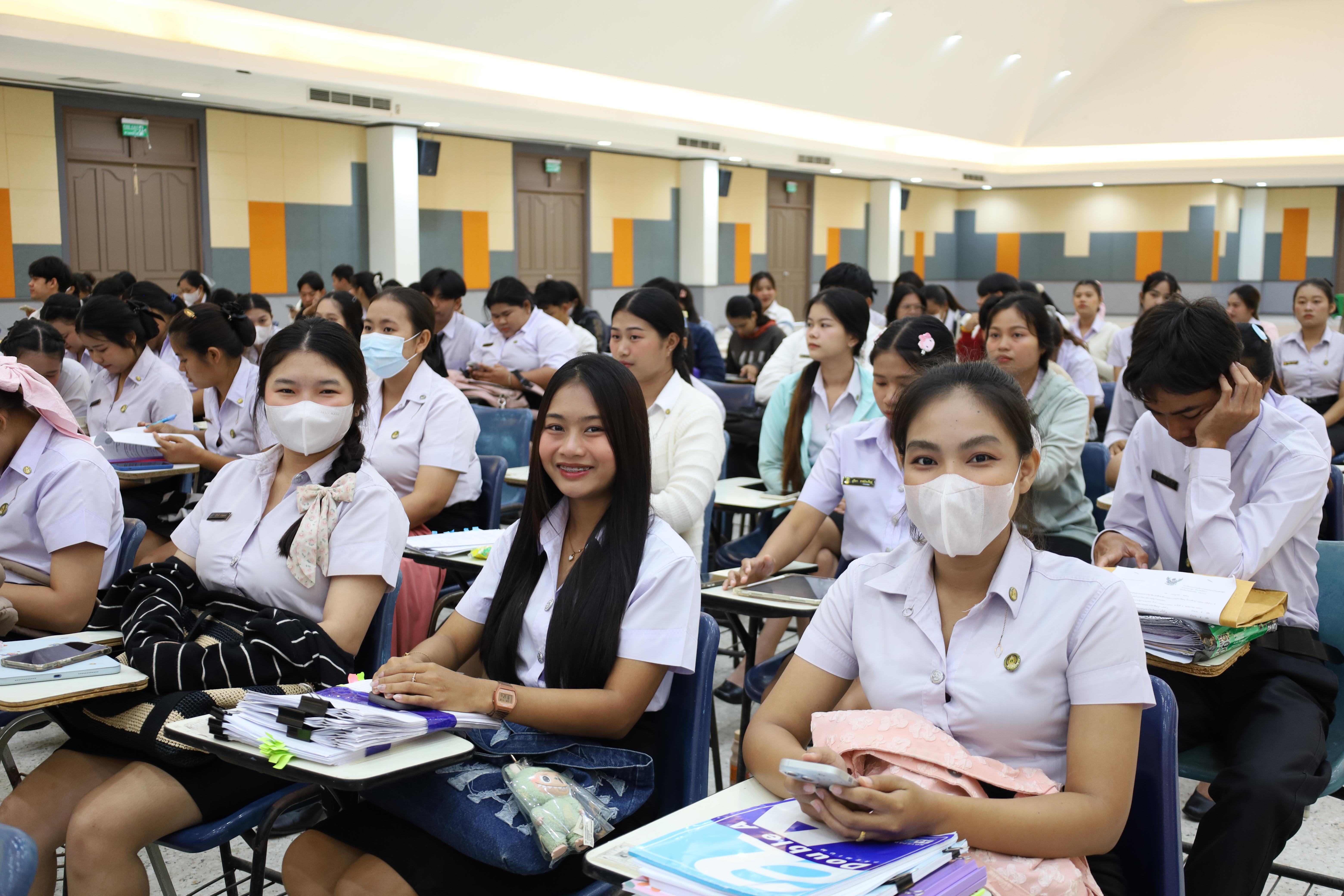 14. กิจกรรมสัมมนากลางภาคนักศึกษาฝึกประสบการณ์วิชาชีพครู ภาคเรียนที่ 1 ปีการศึกษา 2568
