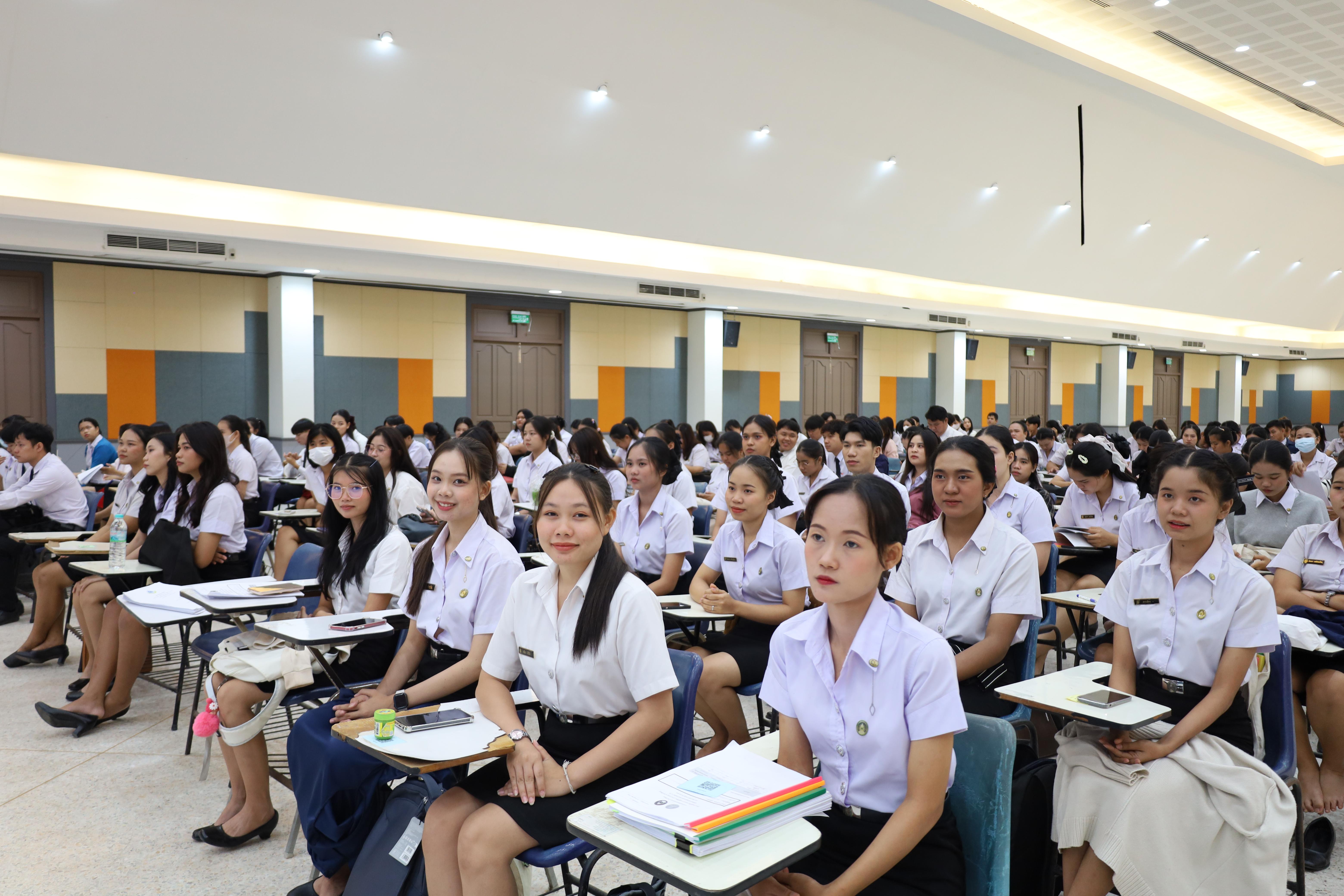 25. กิจกรรมสัมมนากลางภาคนักศึกษาฝึกประสบการณ์วิชาชีพครู ภาคเรียนที่ 1 ปีการศึกษา 2568