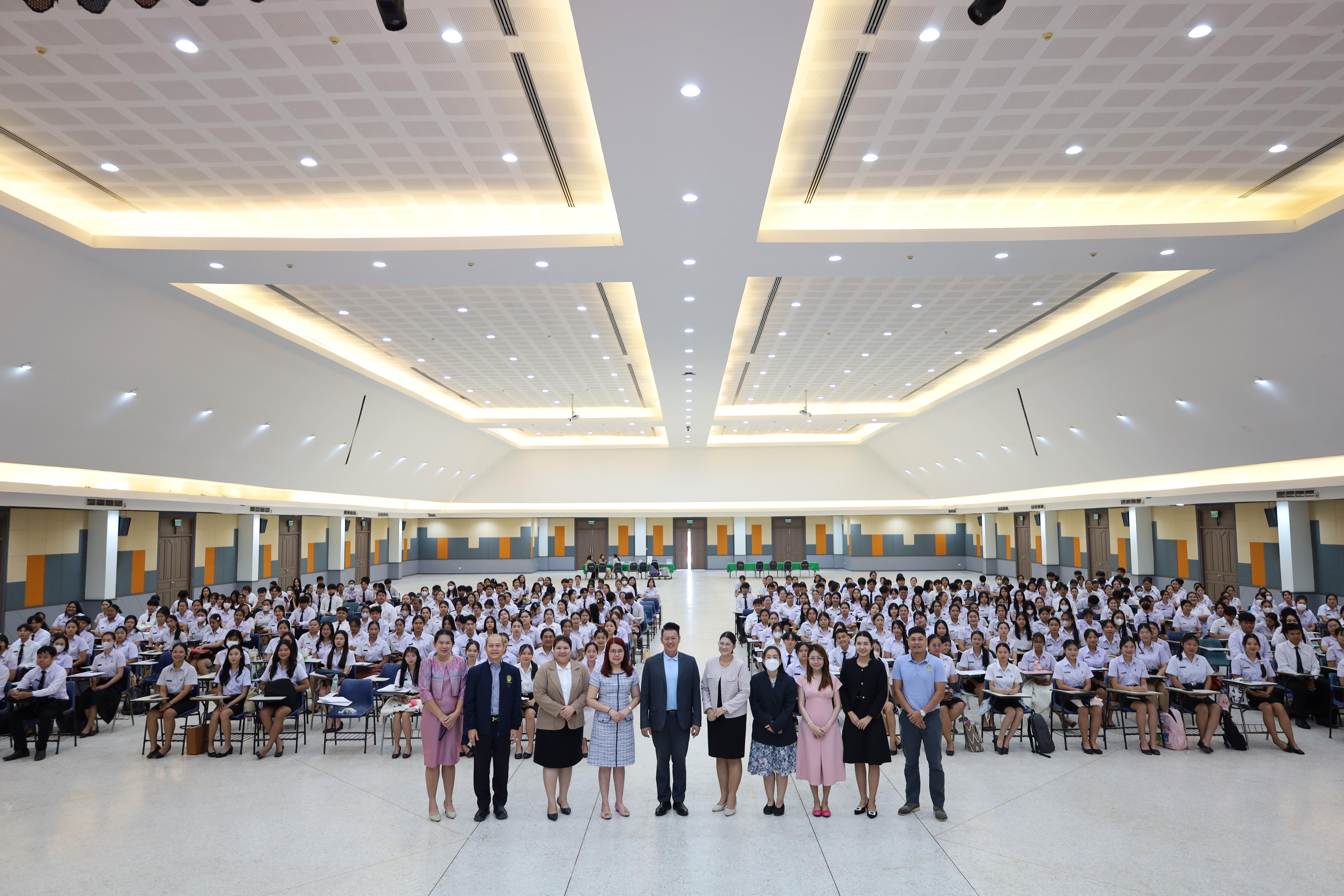 35. กิจกรรมสัมมนากลางภาคนักศึกษาฝึกประสบการณ์วิชาชีพครู ภาคเรียนที่ 1 ปีการศึกษา 2568