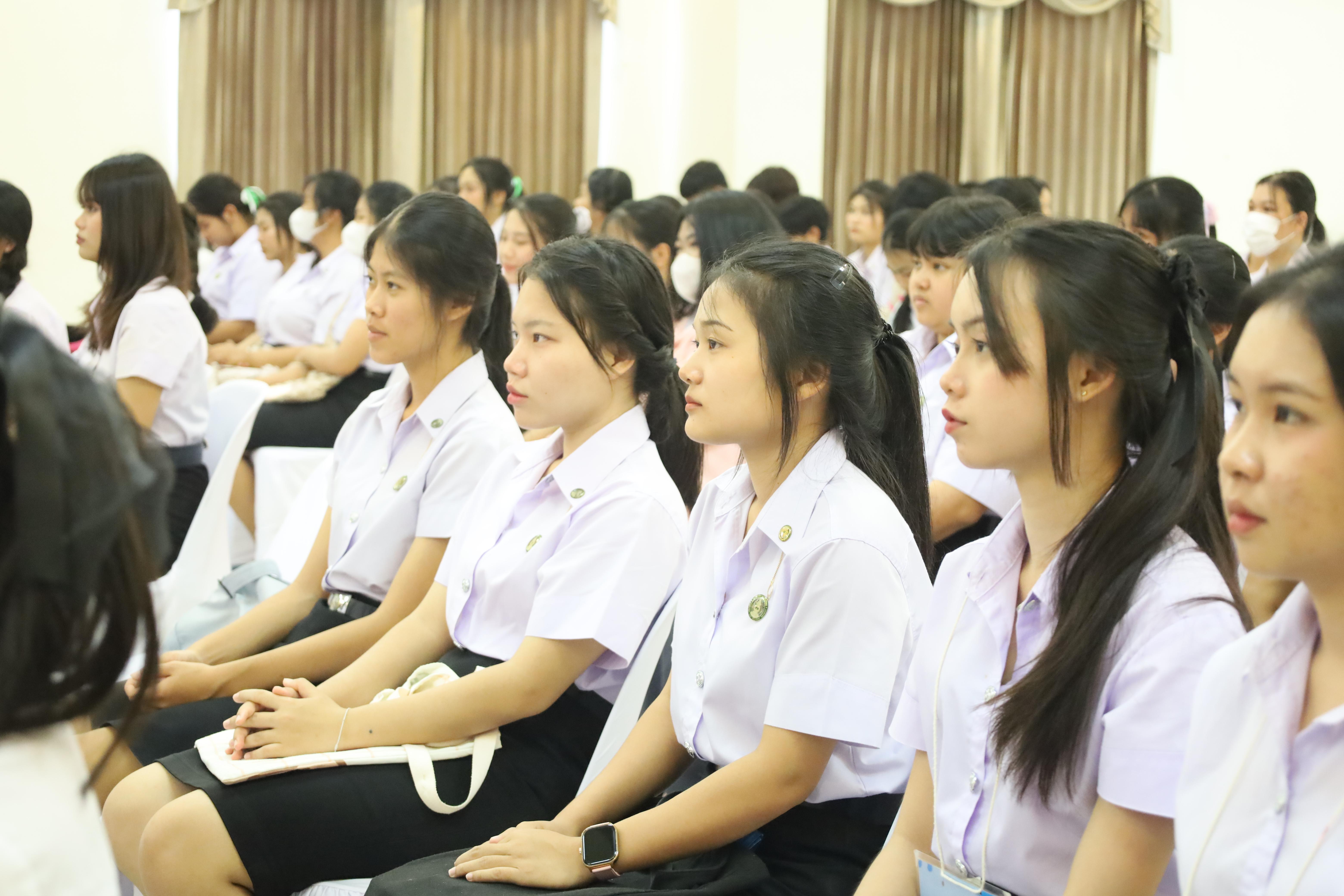 13. สัมมนาวิชาการ "ภาษาไทยในยุคดิจิทัล การใช้และการเปลี่ยนแปลงในสังคมออนไลน์"