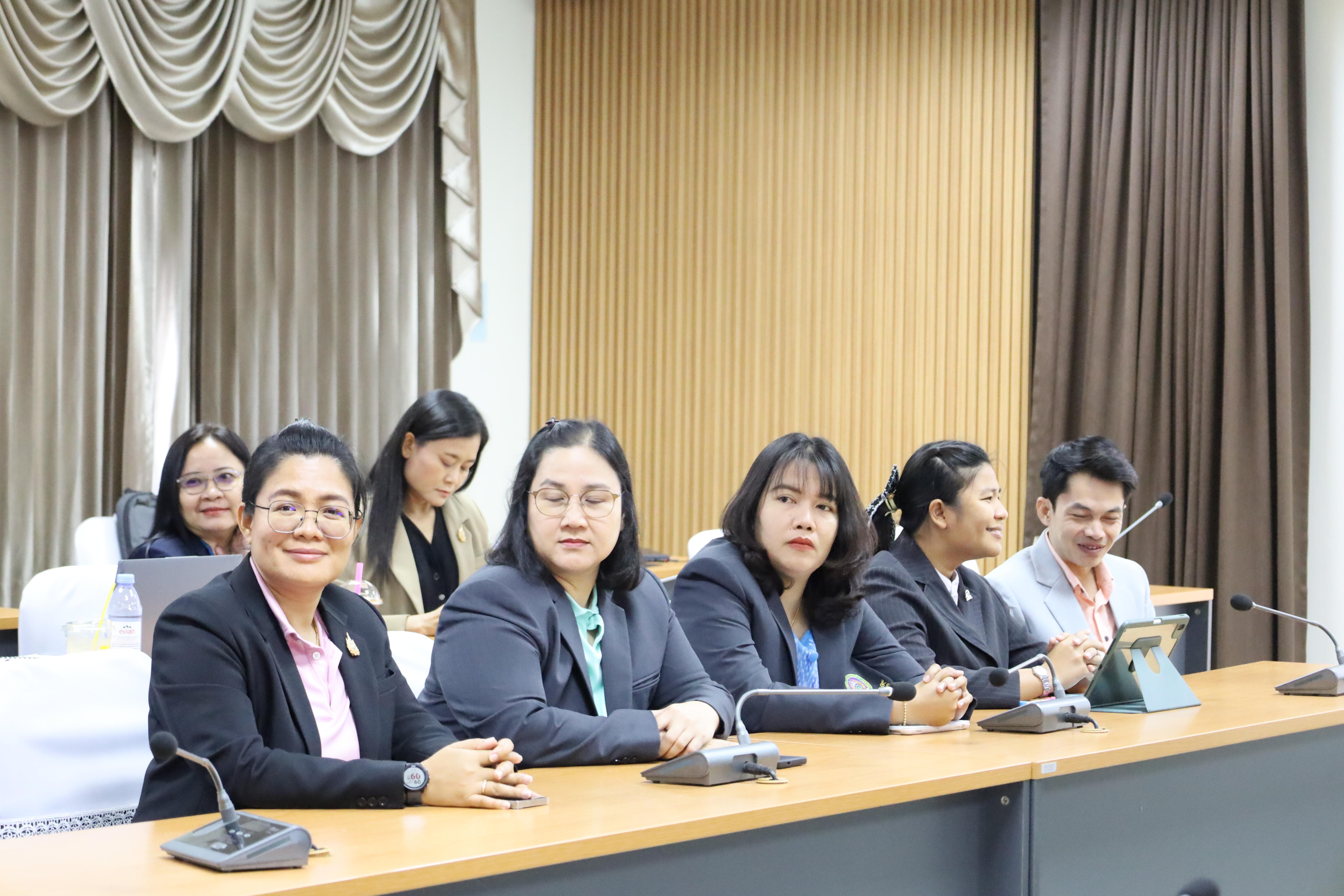 21. อบรมการประเด็นปัญหาด้านจริยธรรมการวิจัยทางสังคมศาสตร์และพฤติกรรมศาสตร์