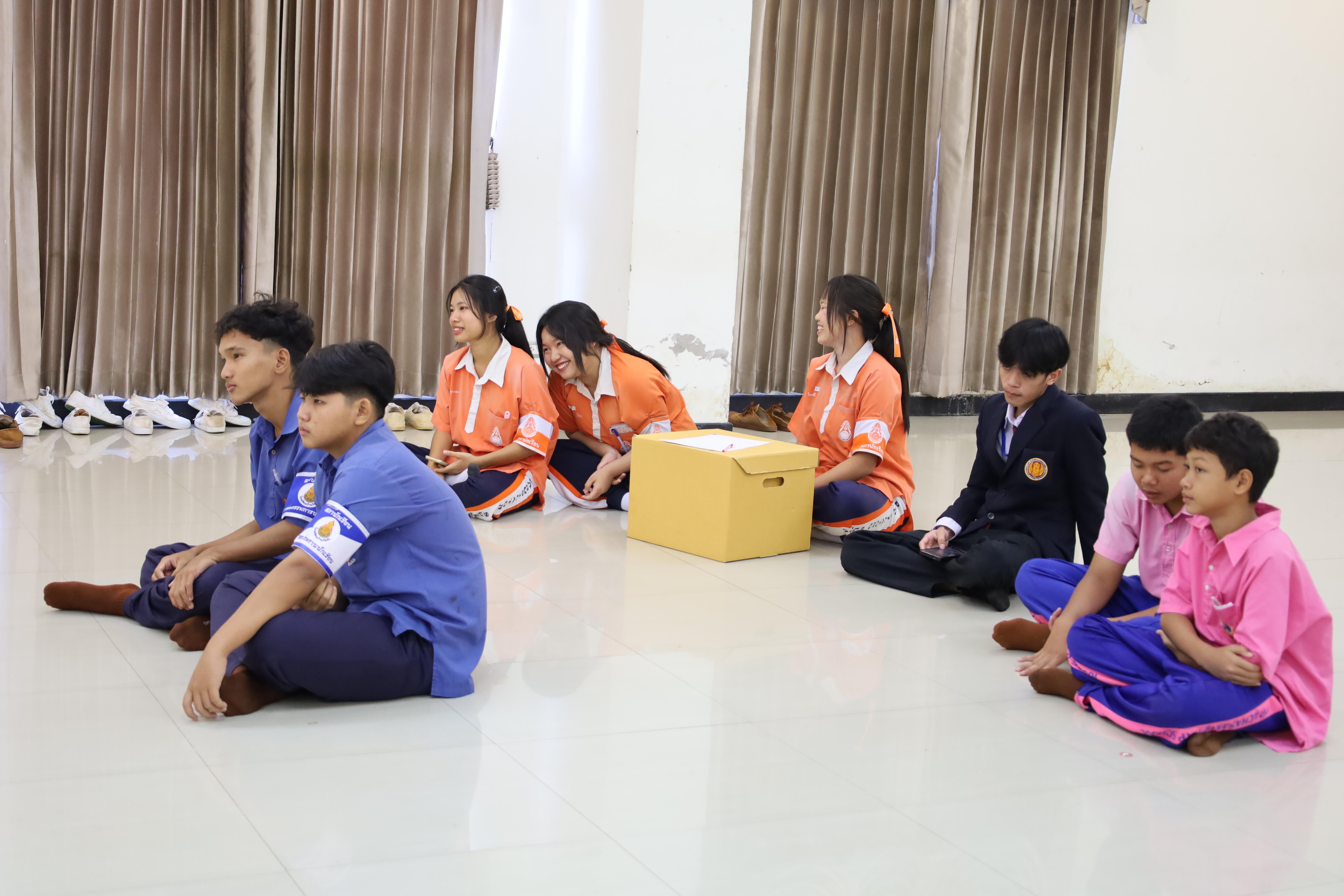 35. โครงการพัฒนาความเป็นพลเมืองในระบอบประชาธิปไตยอันมีพระมหากษัตริย์ทรงเป็นประมุข