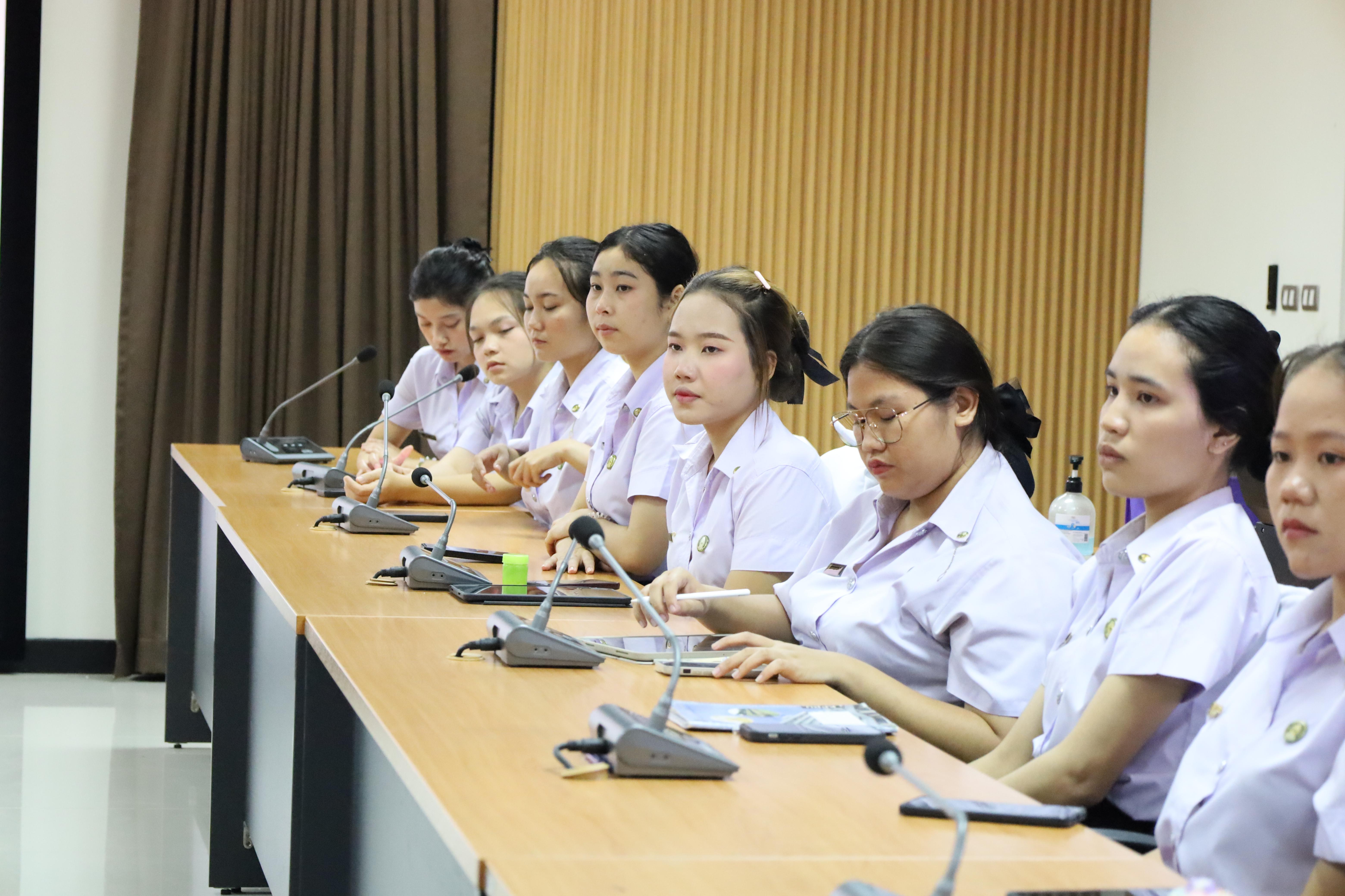 22. กิจกรรมการบรรยายพิเศษ หัวข้อ “บทบาทของศึกษานิเทศก์ในการพัฒนาคุณภาพการศึกษาปฐมวัยในโรงเรียน” สำหรับนักศึกษาโปรแกรมวิชาการศึกษาปฐมวัย