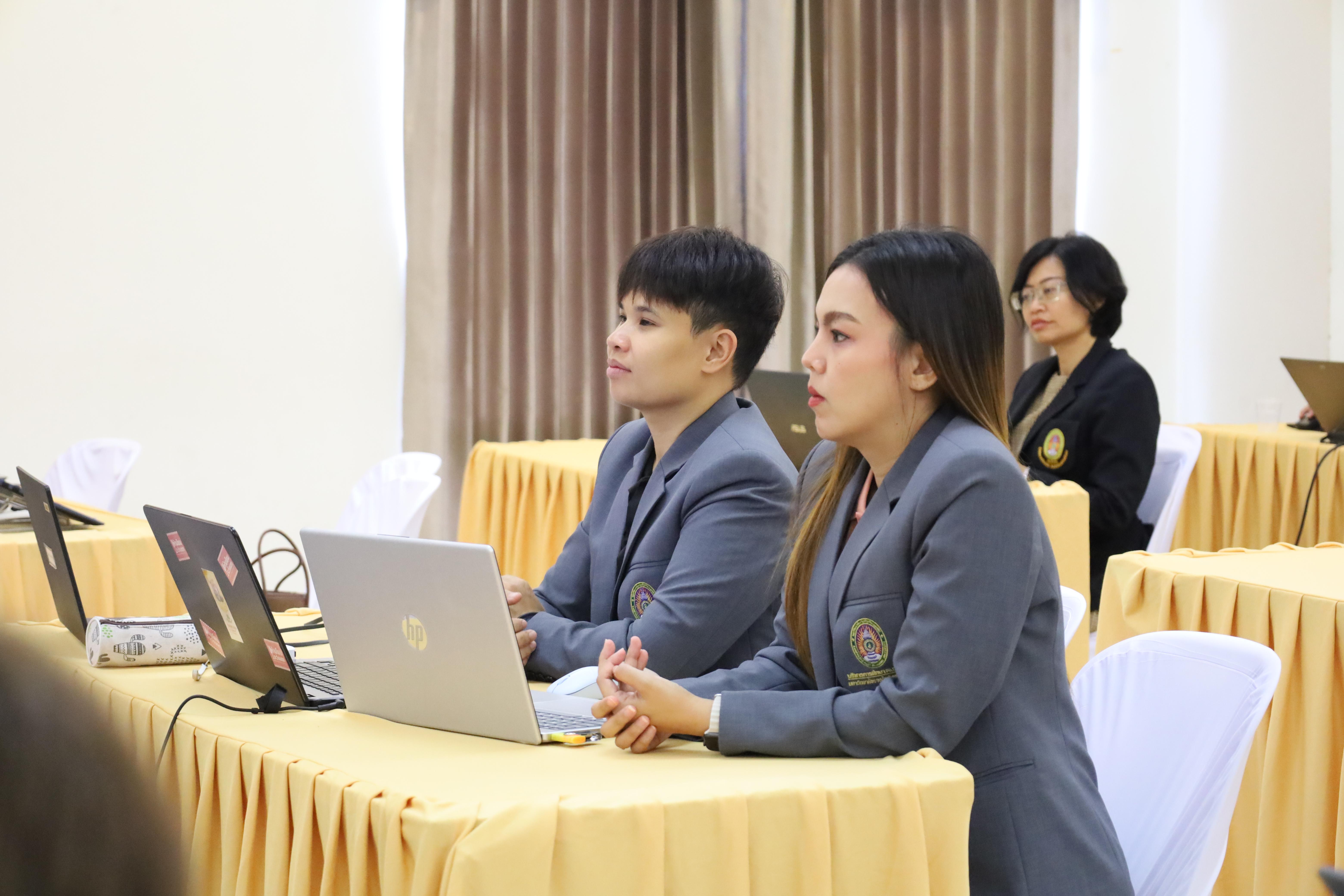 27. กิจกรรมอบรมเชิงปฎิบัติการ "การใช้สถิติขั้นสูงในการวิจัย สำหรับนักศึกษาระดับบัณฑิตศึกษา ประจำปี 2568"