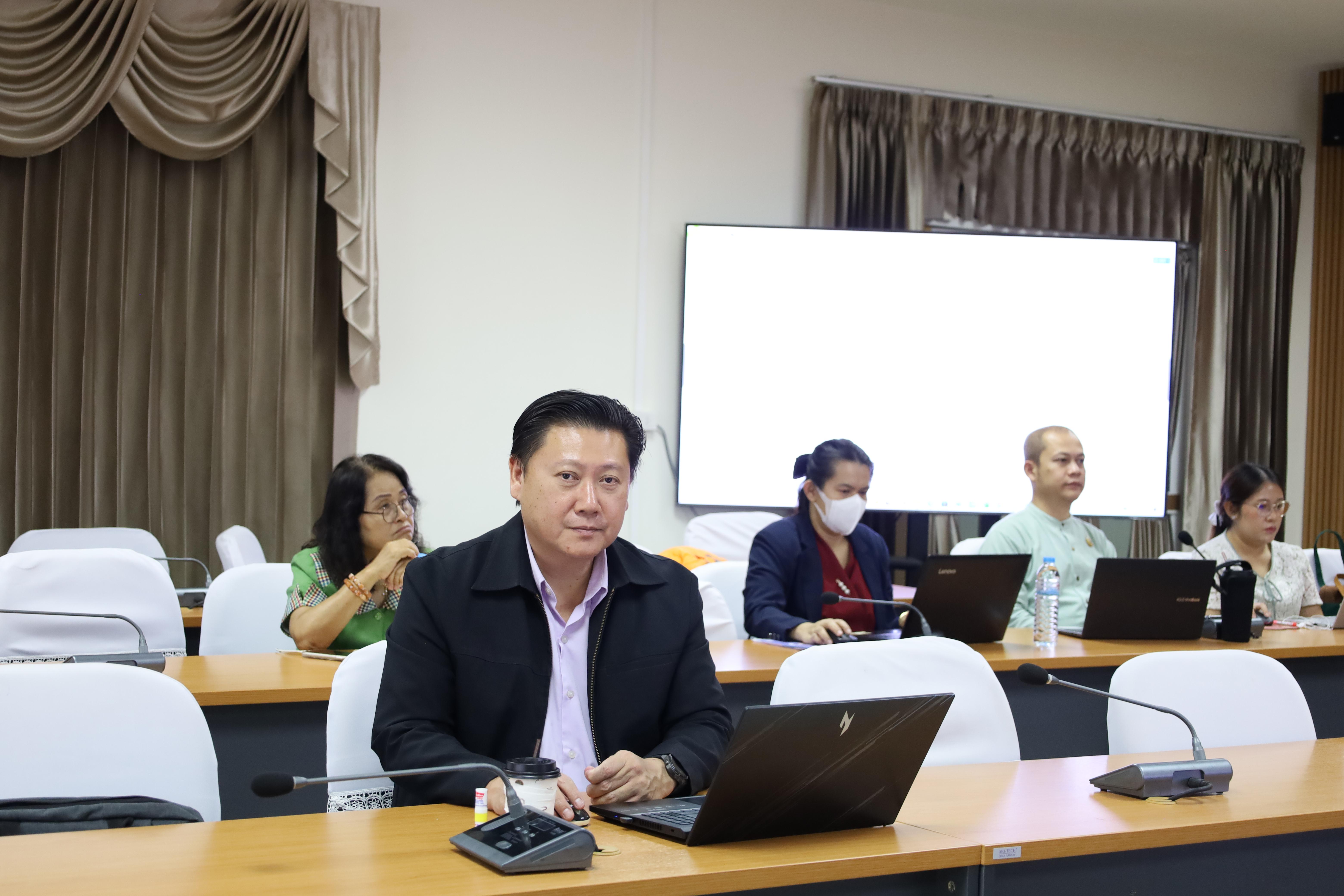 6. ประชุมอาจารย์ผู้สอนสาขาหลักสูตรและการสอน