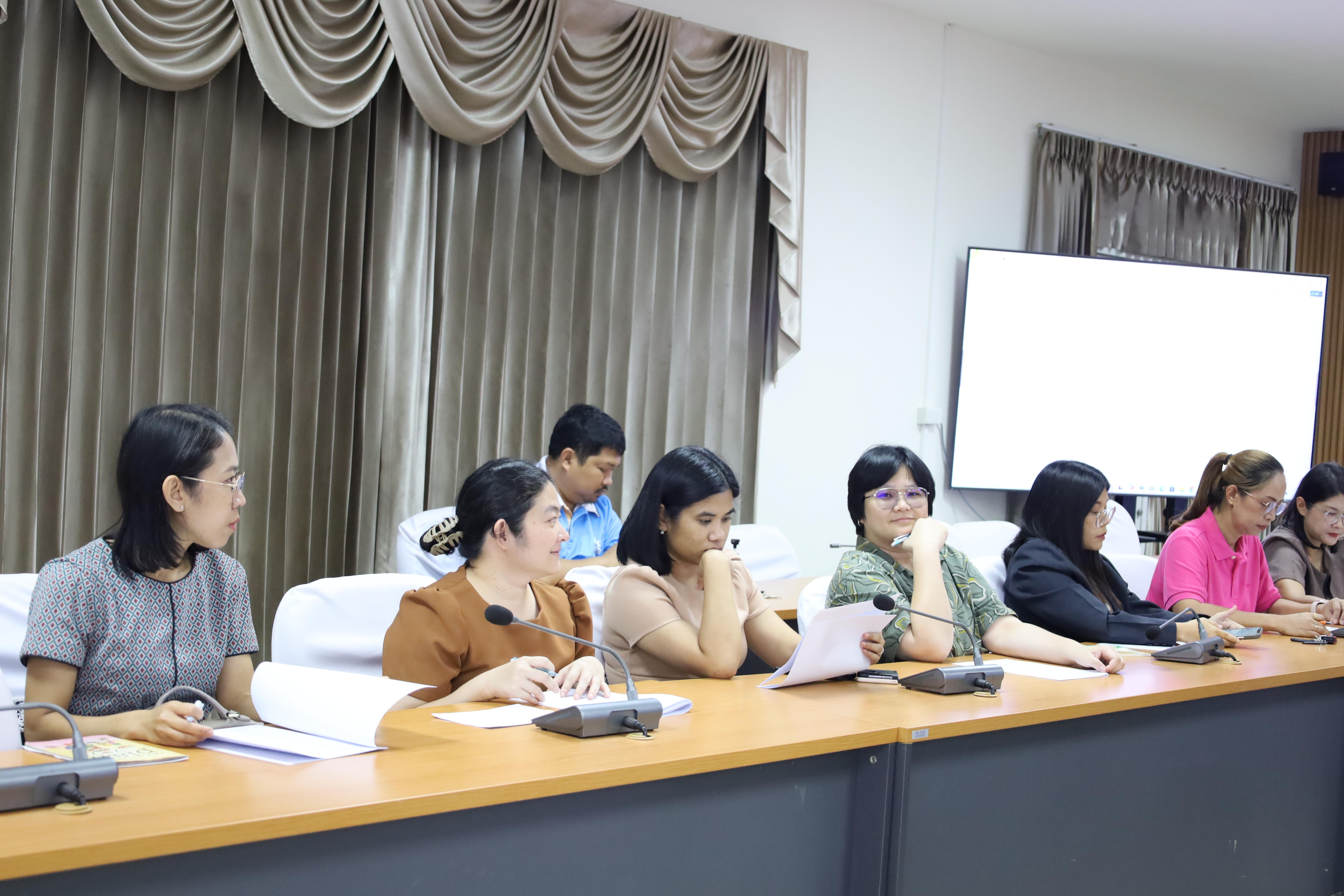 10. ประชุมอาจารย์ผู้สอนหลักสูตรประกาศนียบัตรบัณฑิต สาขาวิชาชีพครู