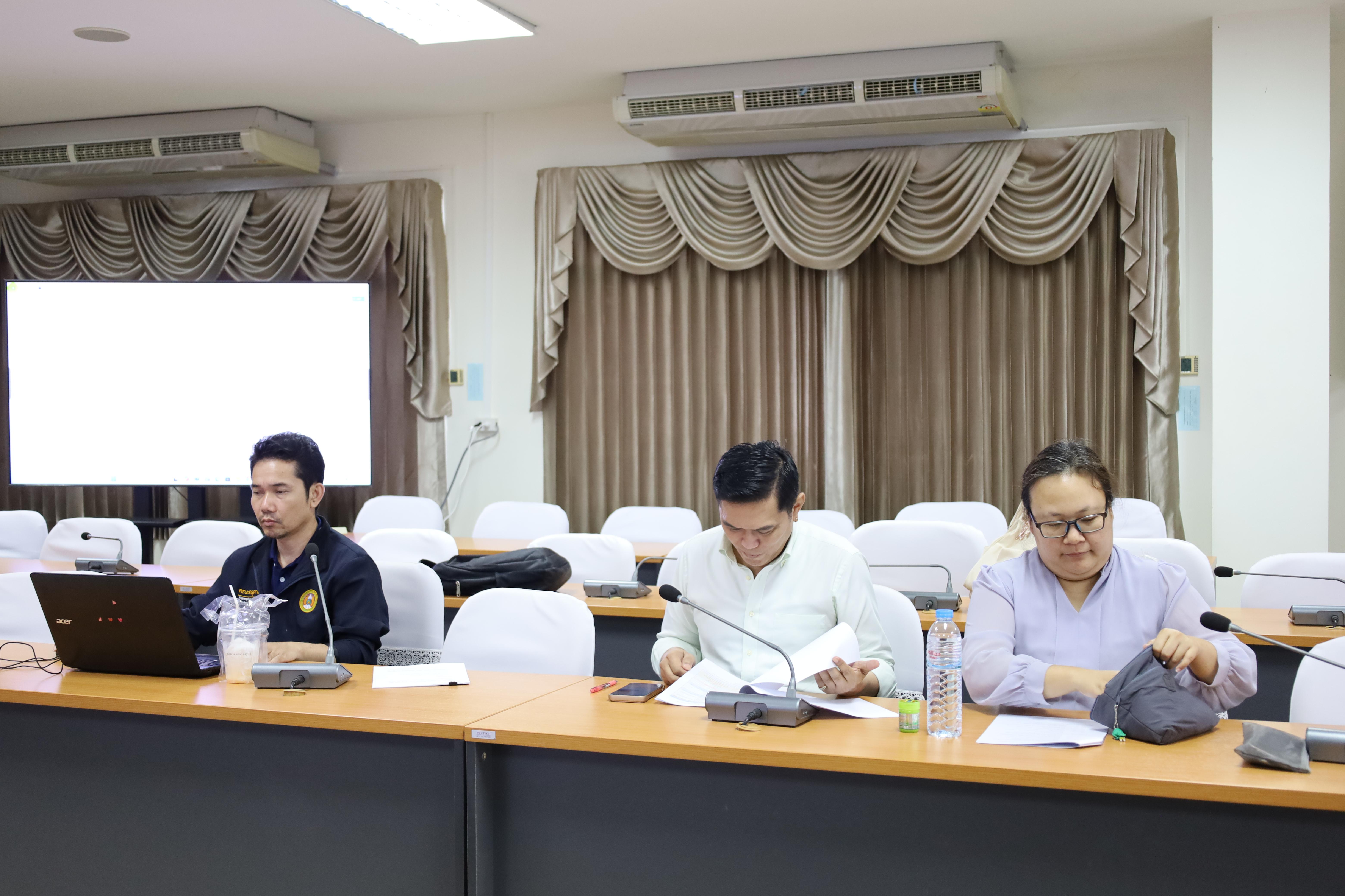 13. ประชุมอาจารย์ผู้สอนหลักสูตรประกาศนียบัตรบัณฑิต สาขาวิชาชีพครู