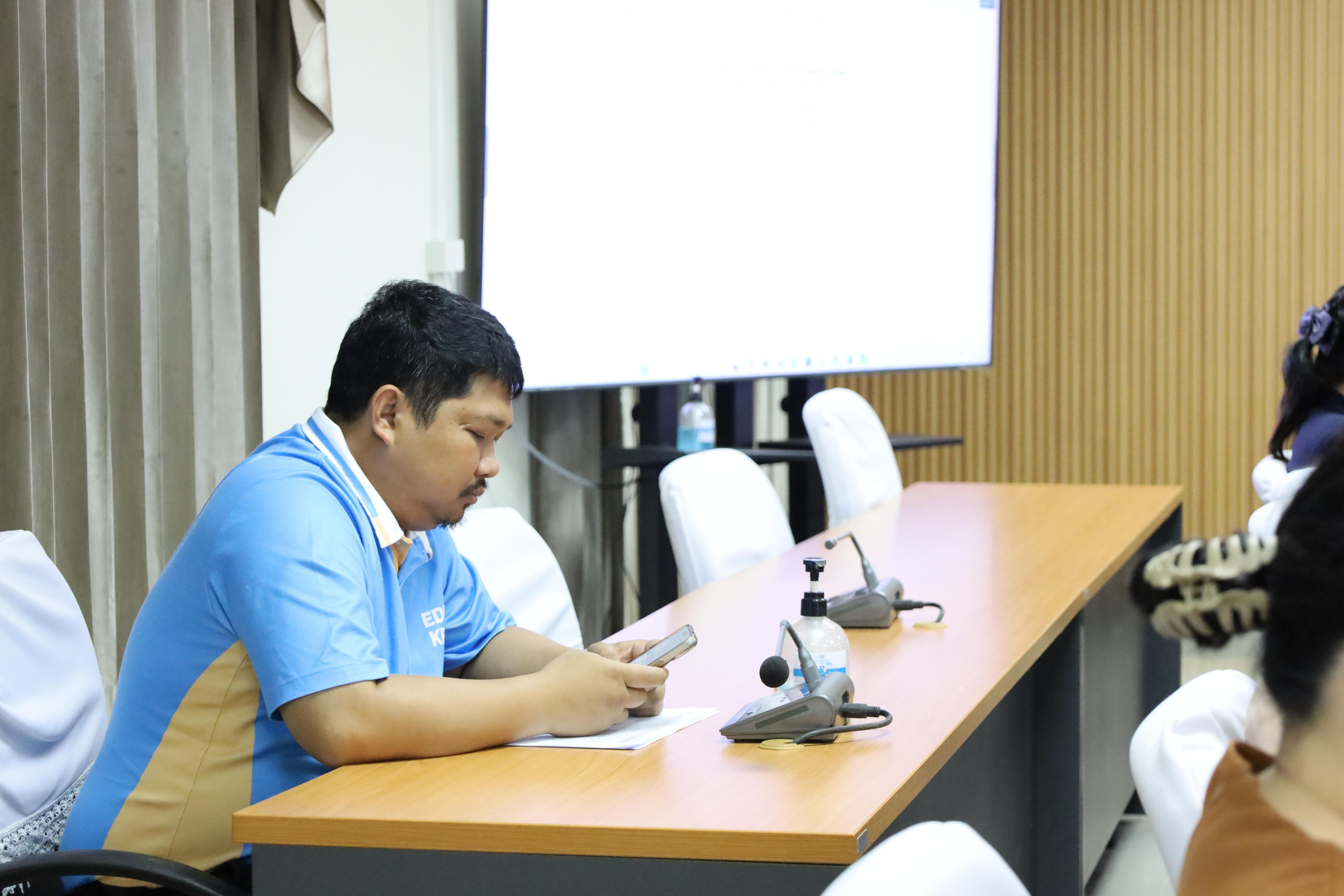 18. ประชุมอาจารย์ผู้สอนหลักสูตรประกาศนียบัตรบัณฑิต สาขาวิชาชีพครู
