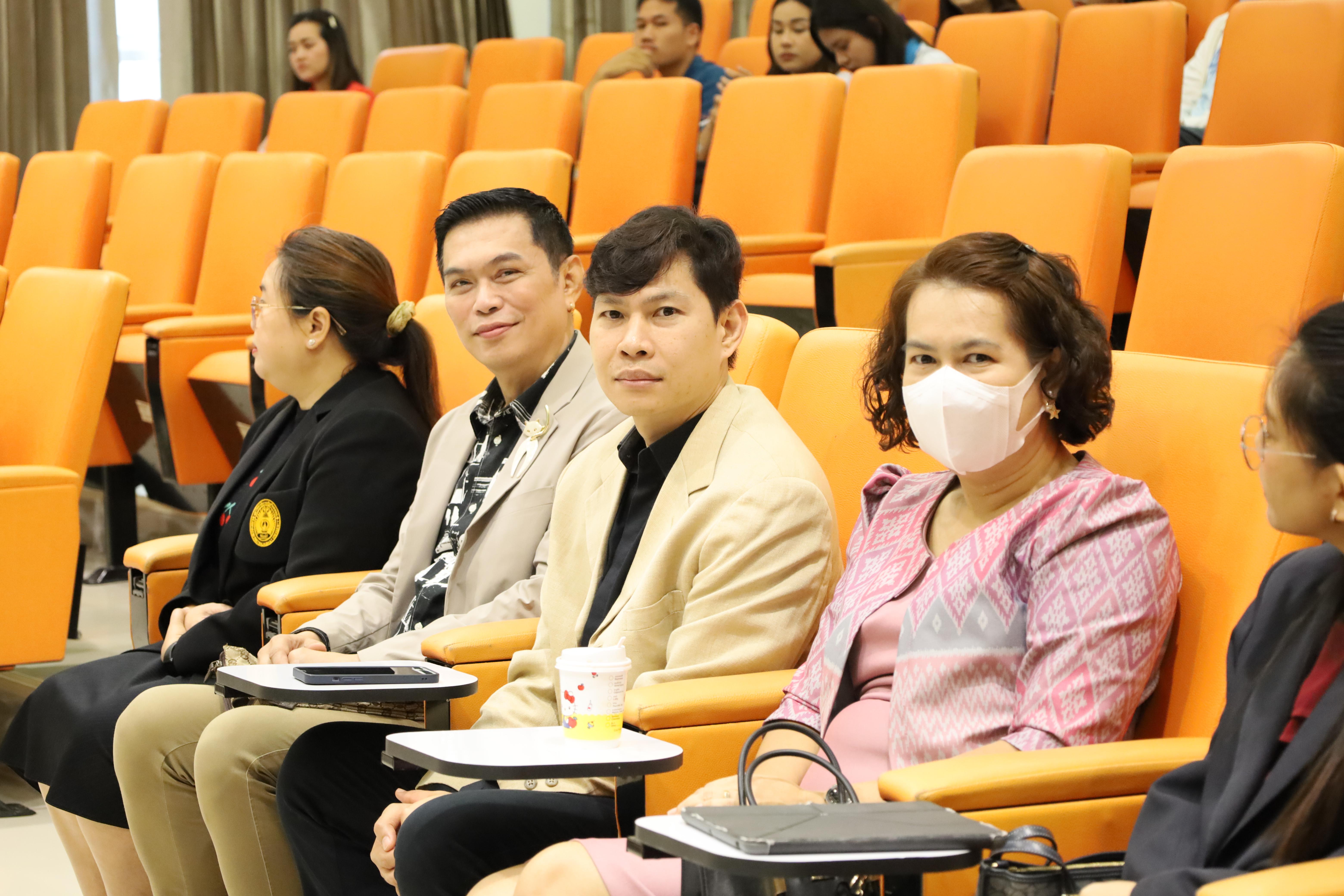 28. การปฐมนิเทศนักศึกษาใหม่ หลักสูตรประกาศนียบัตรบัณฑิต สาขาวิชาชีพครู