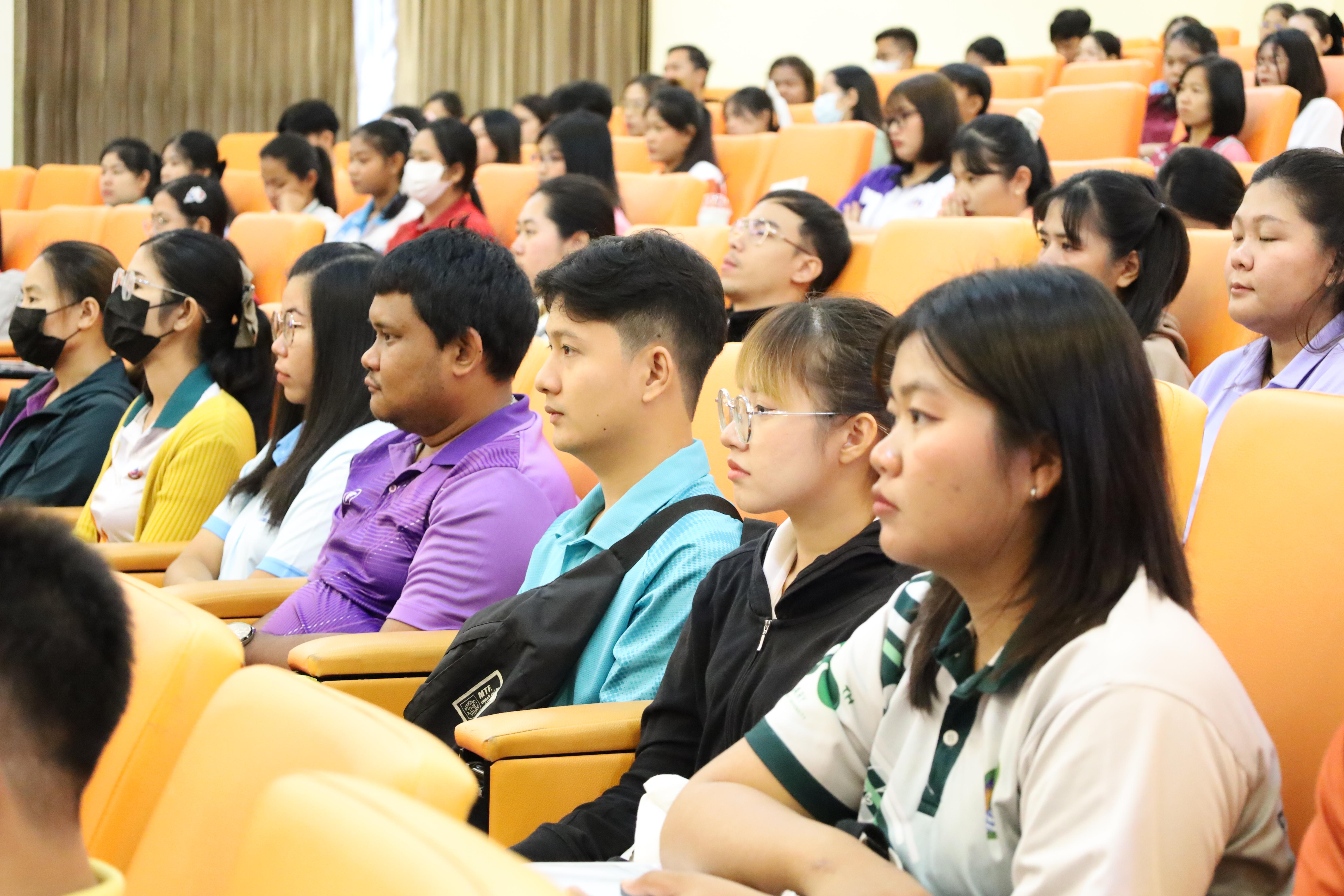 34. การปฐมนิเทศนักศึกษาใหม่ หลักสูตรประกาศนียบัตรบัณฑิต สาขาวิชาชีพครู
