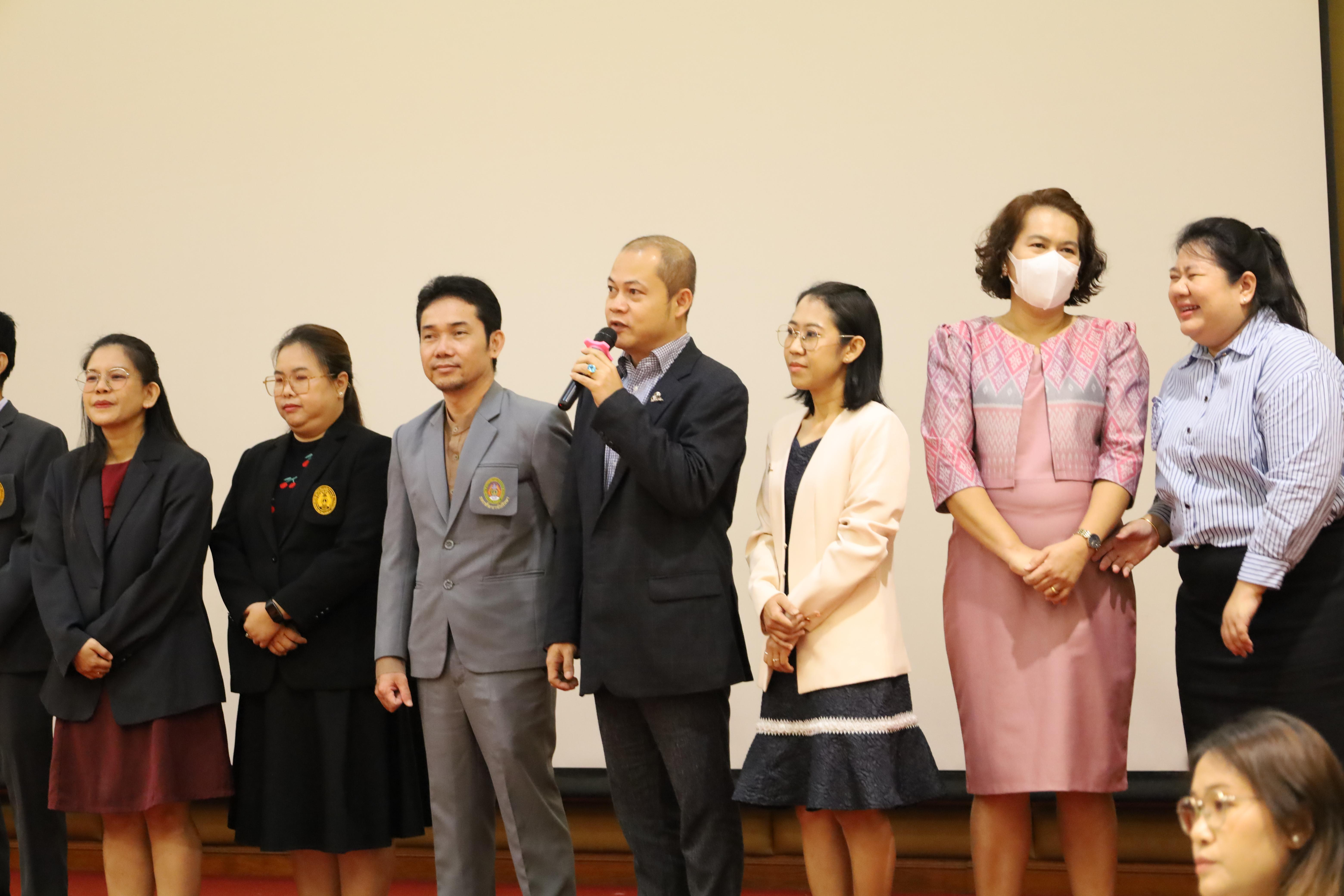 92. การปฐมนิเทศนักศึกษาใหม่ หลักสูตรประกาศนียบัตรบัณฑิต สาขาวิชาชีพครู