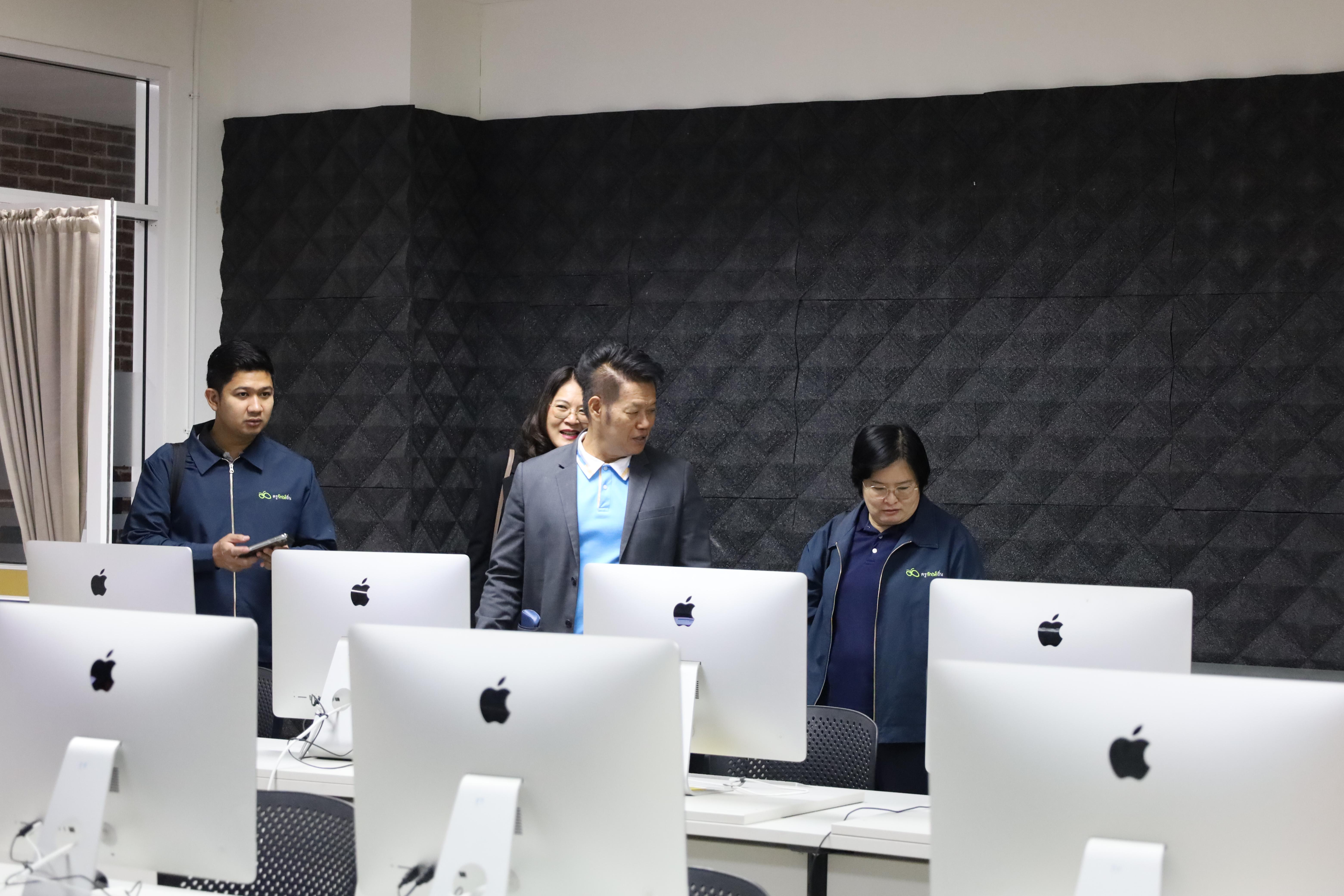 86. ต้อนรับคณะกรรมการกสศ.ในการลงพื้นที่เพื่อเตรียมเป็นสถานศึกษาโครงการครูรัก(ษ์)ถิ่น