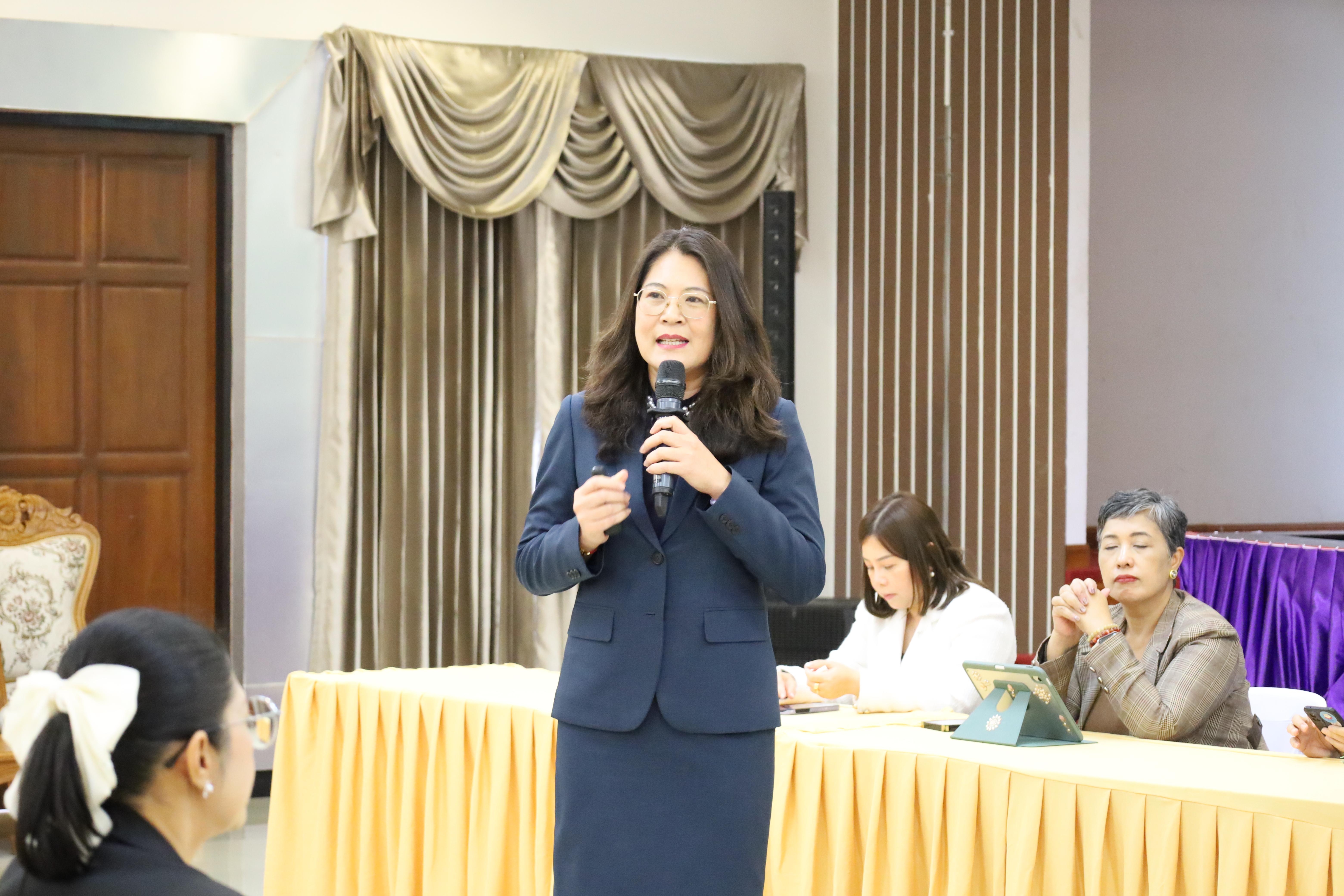 53. การประชุมผู้บริหารมหาวิทยาลัยพบบุคลากรคณะครุศาสตร์