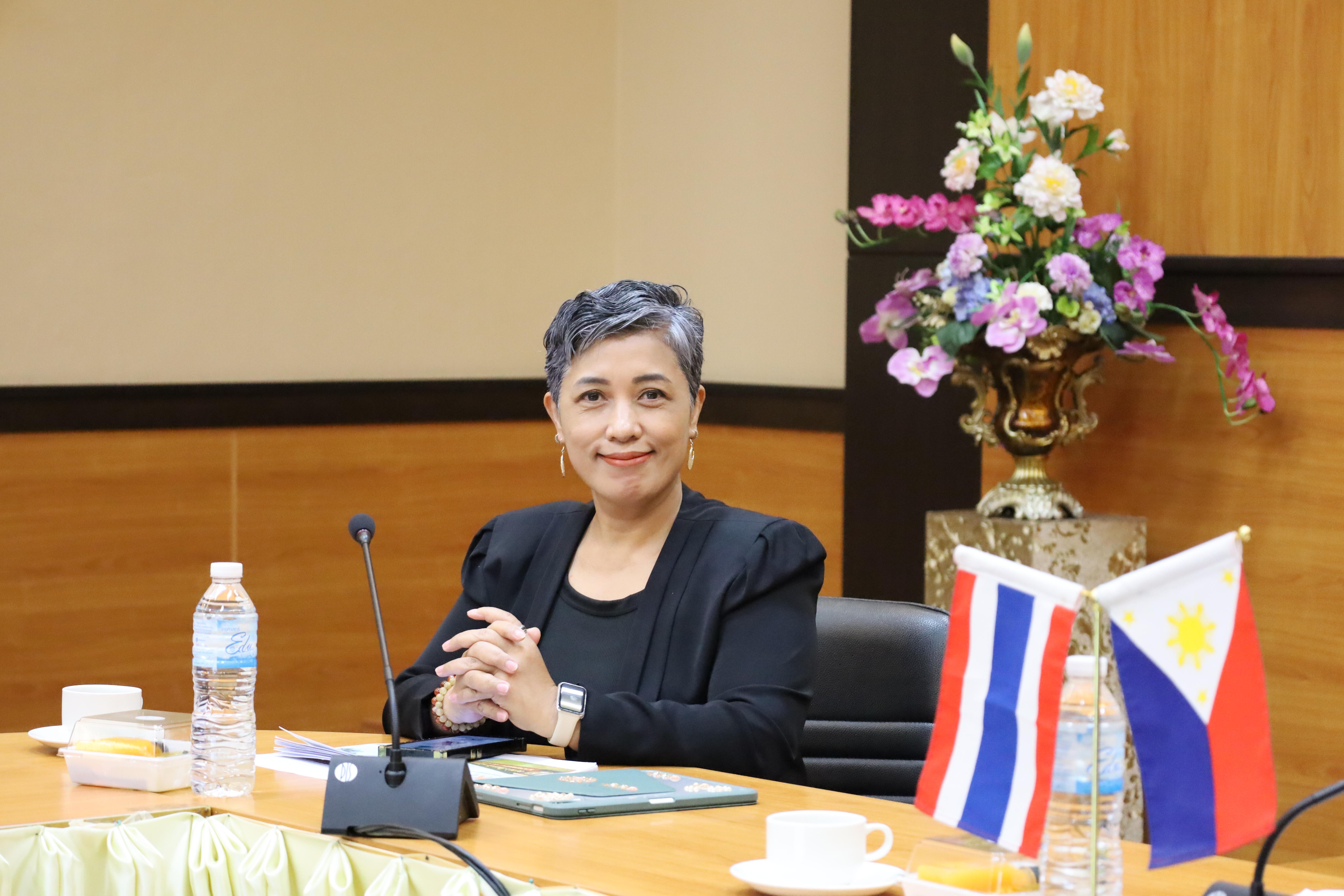 5. กิจกรรมแลกเปลี่ยนวัฒนธรรมเพื่อกำรเรียนรู้สำหรับคณาจารย์และนักศึกษาระดับบัณฑิตศึกษา คณะครุศาสตร์ ความร่วมมือกับ West Visayas State University ประจำปีการศึกษา 2568