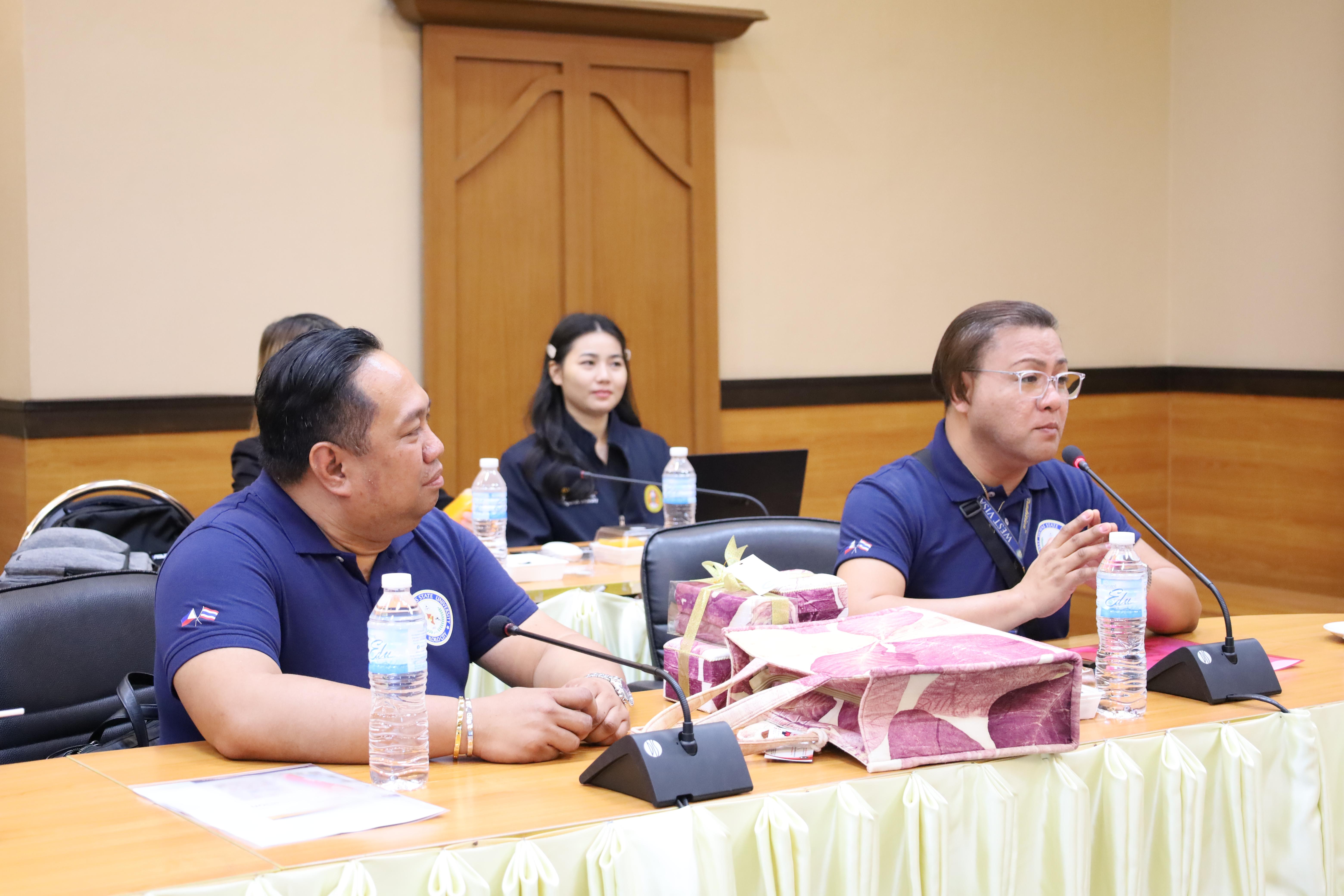 55. กิจกรรมแลกเปลี่ยนวัฒนธรรมเพื่อกำรเรียนรู้สำหรับคณาจารย์และนักศึกษาระดับบัณฑิตศึกษา คณะครุศาสตร์ ความร่วมมือกับ West Visayas State University ประจำปีการศึกษา 2568