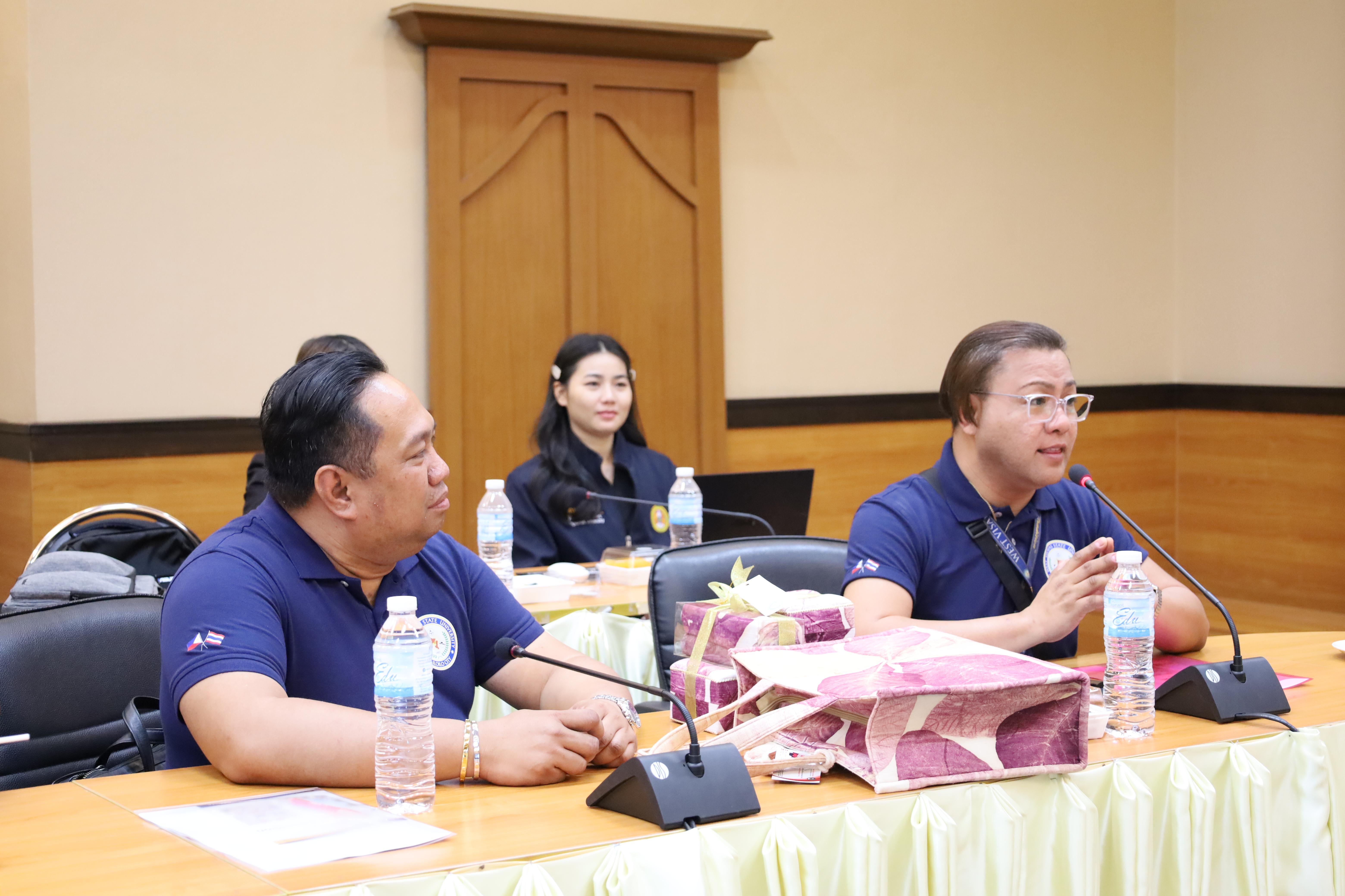 56. กิจกรรมแลกเปลี่ยนวัฒนธรรมเพื่อกำรเรียนรู้สำหรับคณาจารย์และนักศึกษาระดับบัณฑิตศึกษา คณะครุศาสตร์ ความร่วมมือกับ West Visayas State University ประจำปีการศึกษา 2568