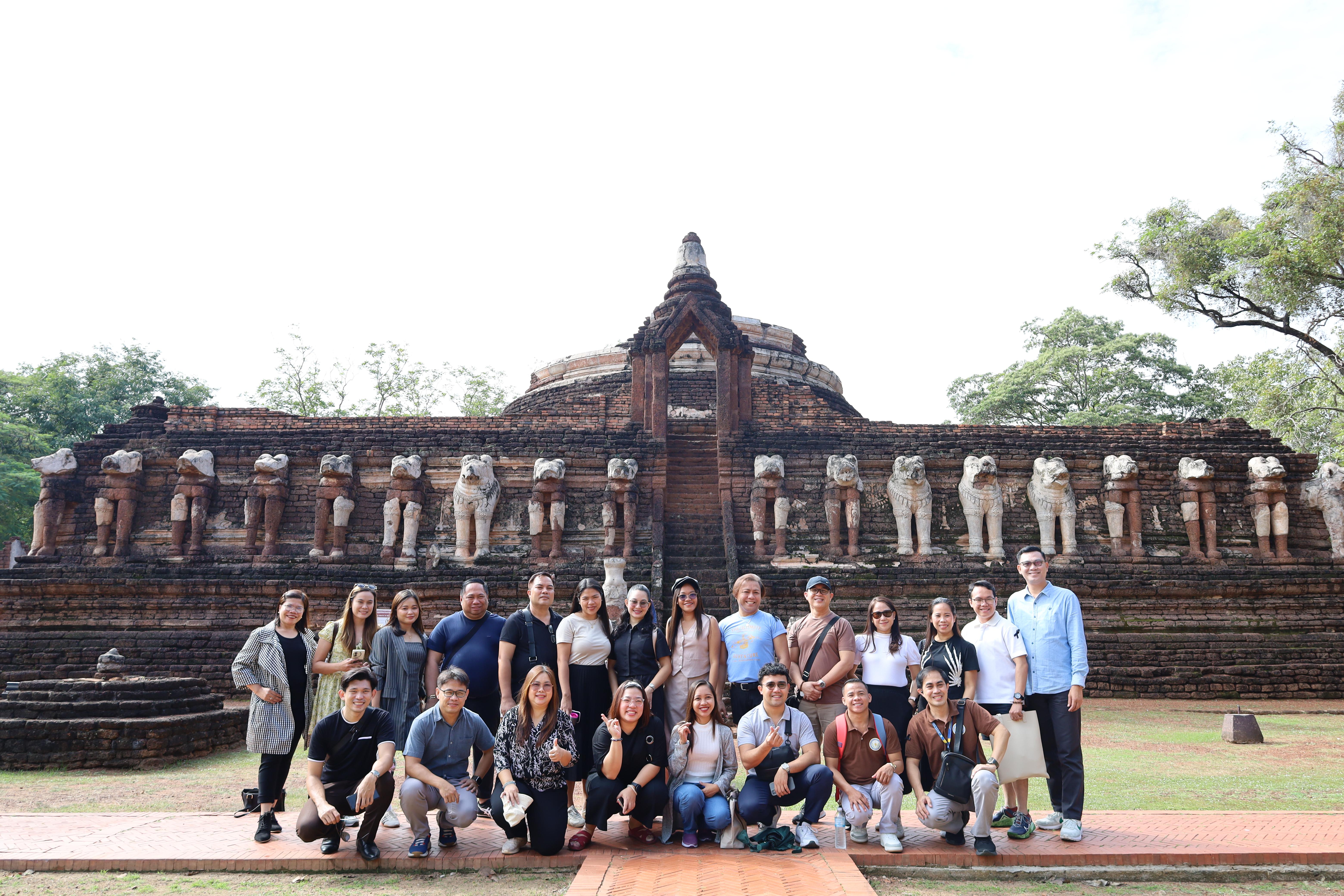114. กิจกรรมแลกเปลี่ยนวัฒนธรรมเพื่อกำรเรียนรู้สำหรับคณาจารย์และนักศึกษาระดับบัณฑิตศึกษา คณะครุศาสตร์ ความร่วมมือกับ West Visayas State University ประจำปีการศึกษา 2568
