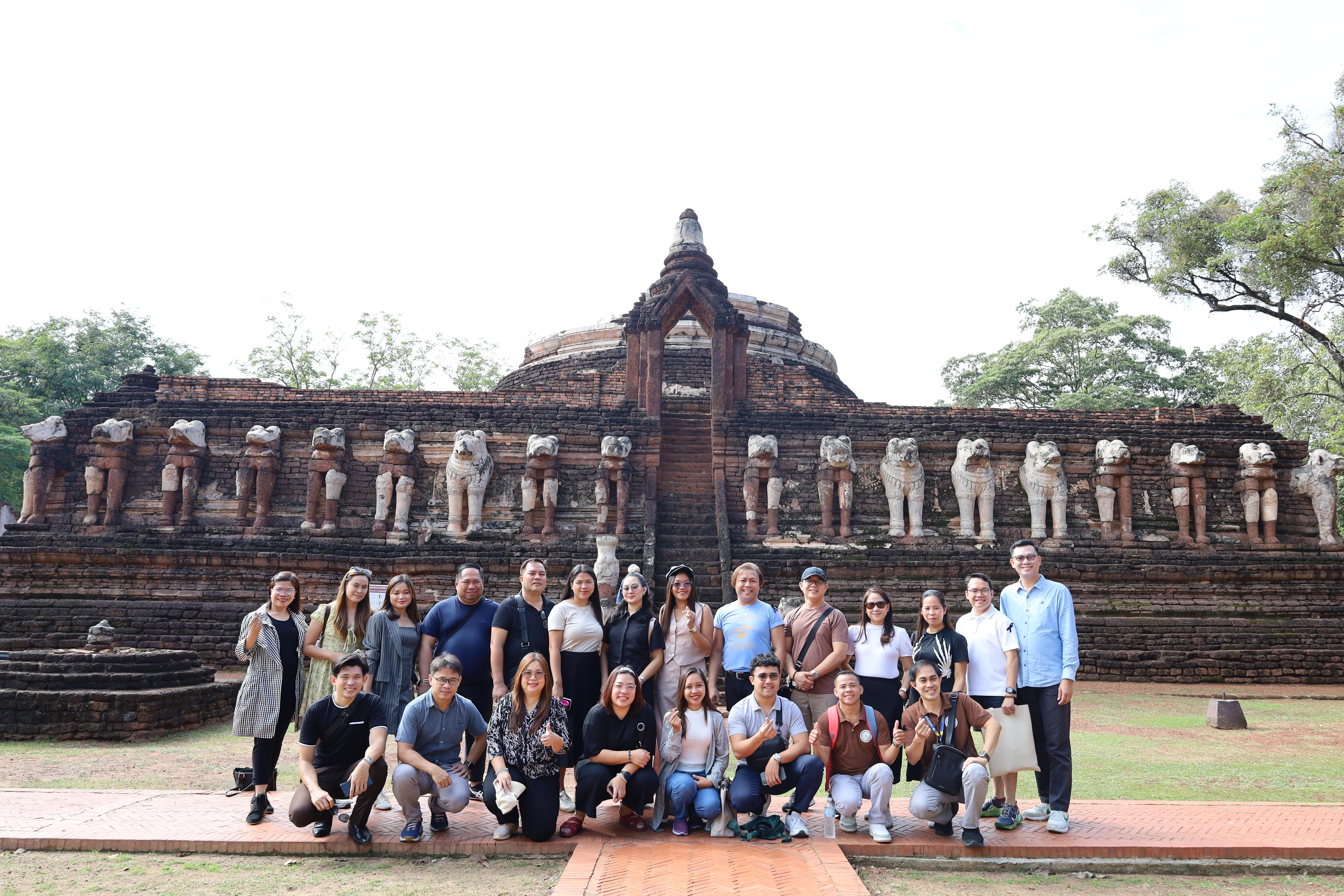 115. กิจกรรมแลกเปลี่ยนวัฒนธรรมเพื่อกำรเรียนรู้สำหรับคณาจารย์และนักศึกษาระดับบัณฑิตศึกษา คณะครุศาสตร์ ความร่วมมือกับ West Visayas State University ประจำปีการศึกษา 2568