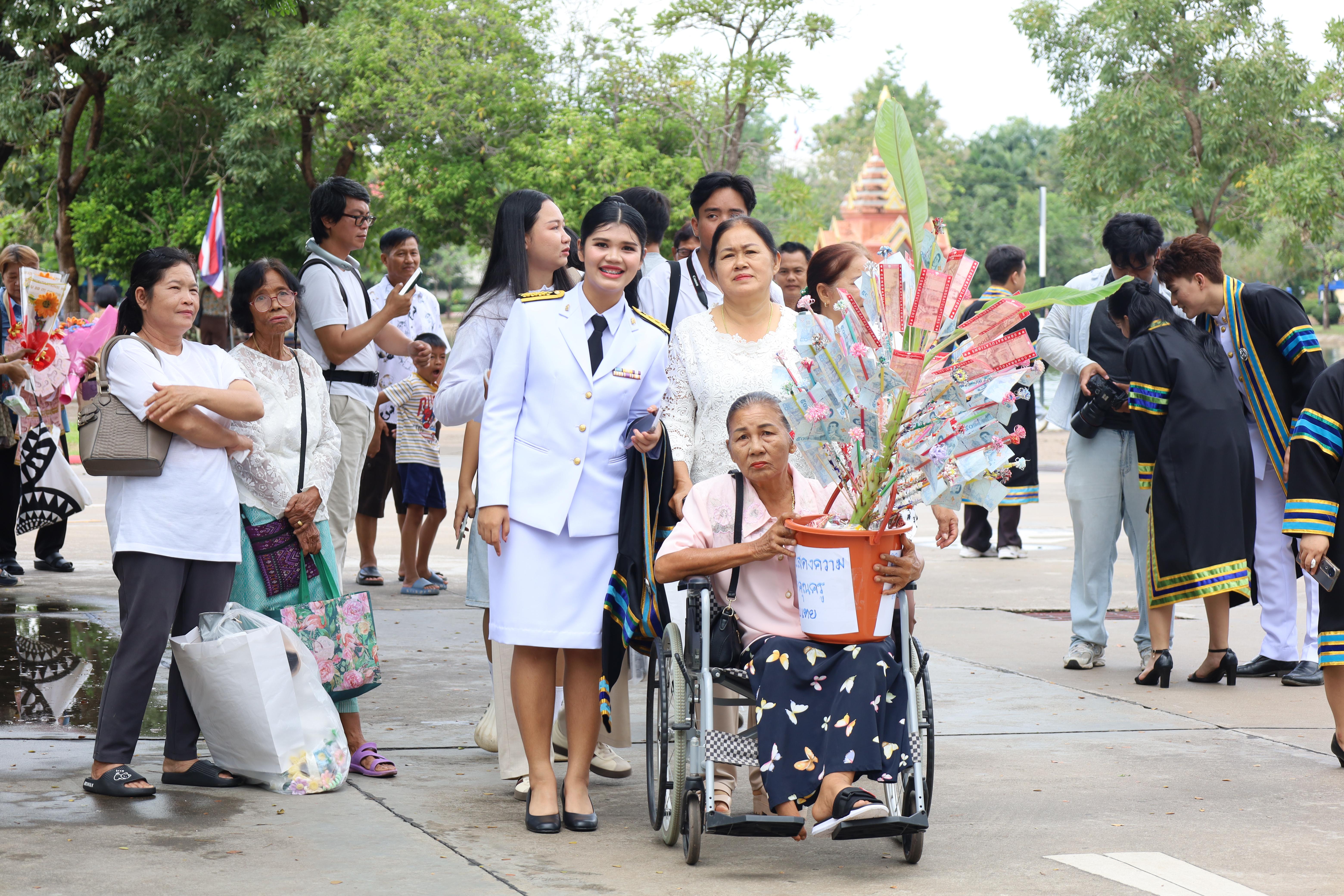 12. บรรยากาศซ้อมใหญ่พิธีพระราชทานปริญญาบัตร ประจำปีพ.ศ.2568