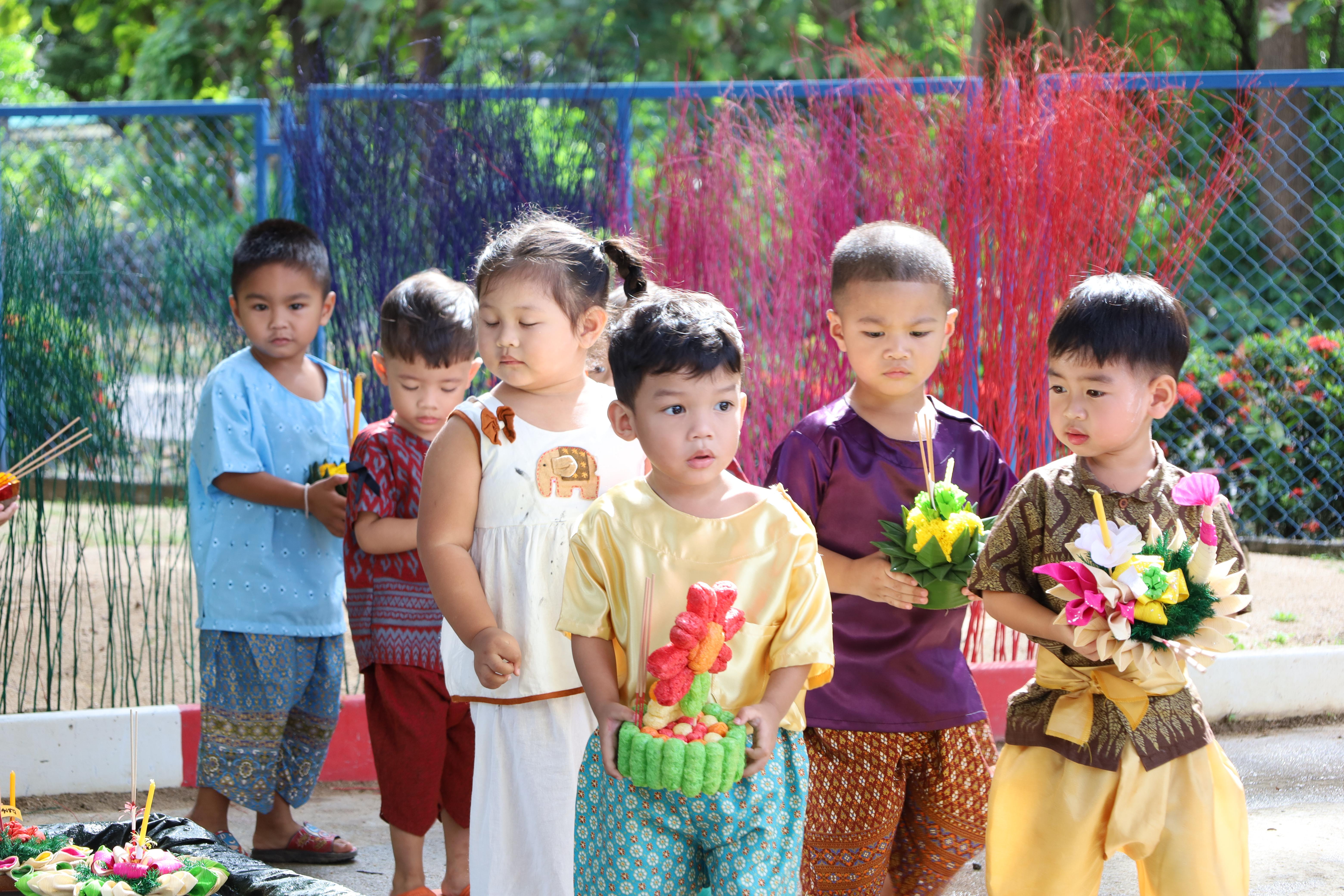 153. กิจกรรมลอยกระทงโรงเรียนอนุบาลราชภัฏกำแพงเพชร ประจำปีการศึกษา 2568