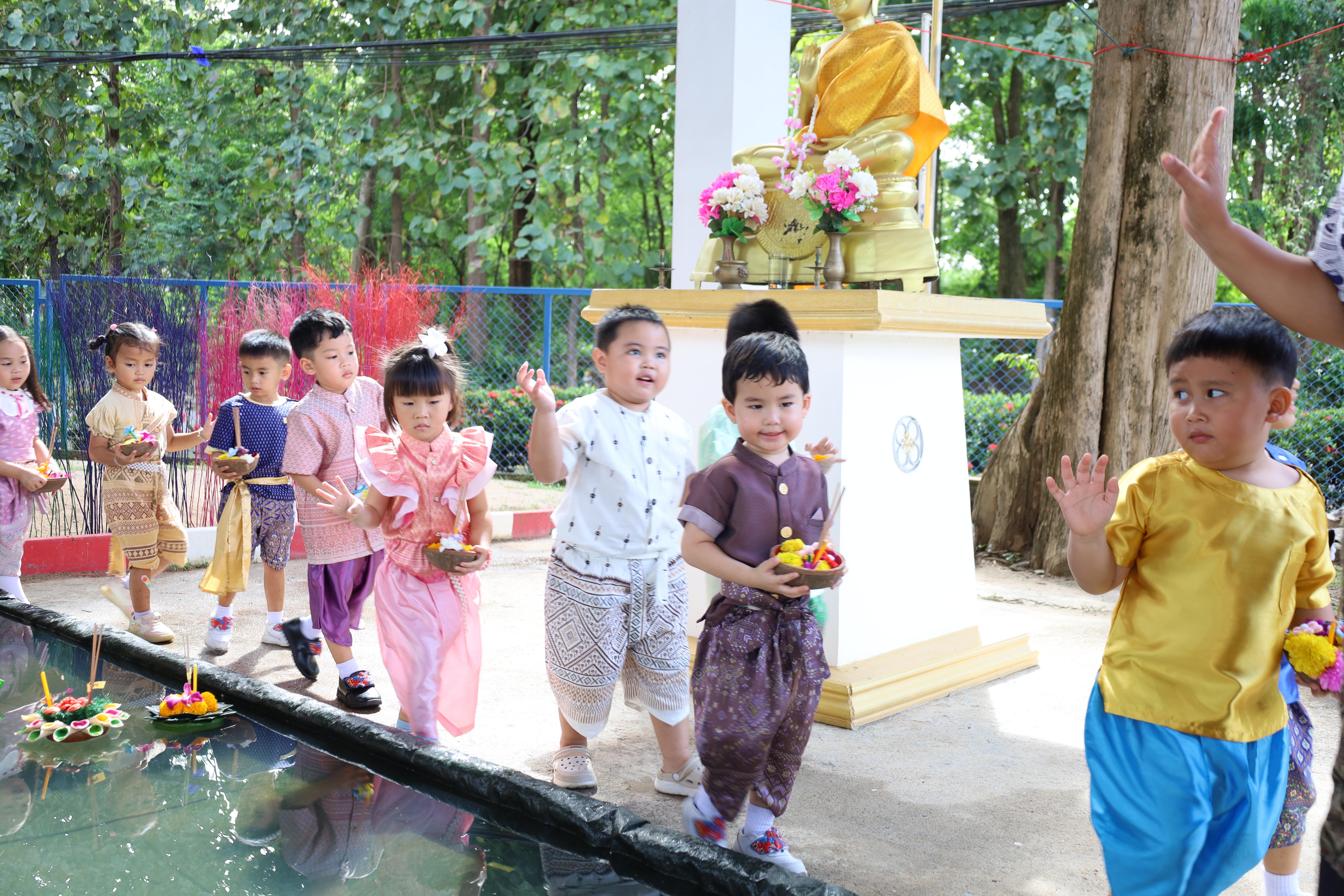 177. กิจกรรมลอยกระทงโรงเรียนอนุบาลราชภัฏกำแพงเพชร ประจำปีการศึกษา 2568