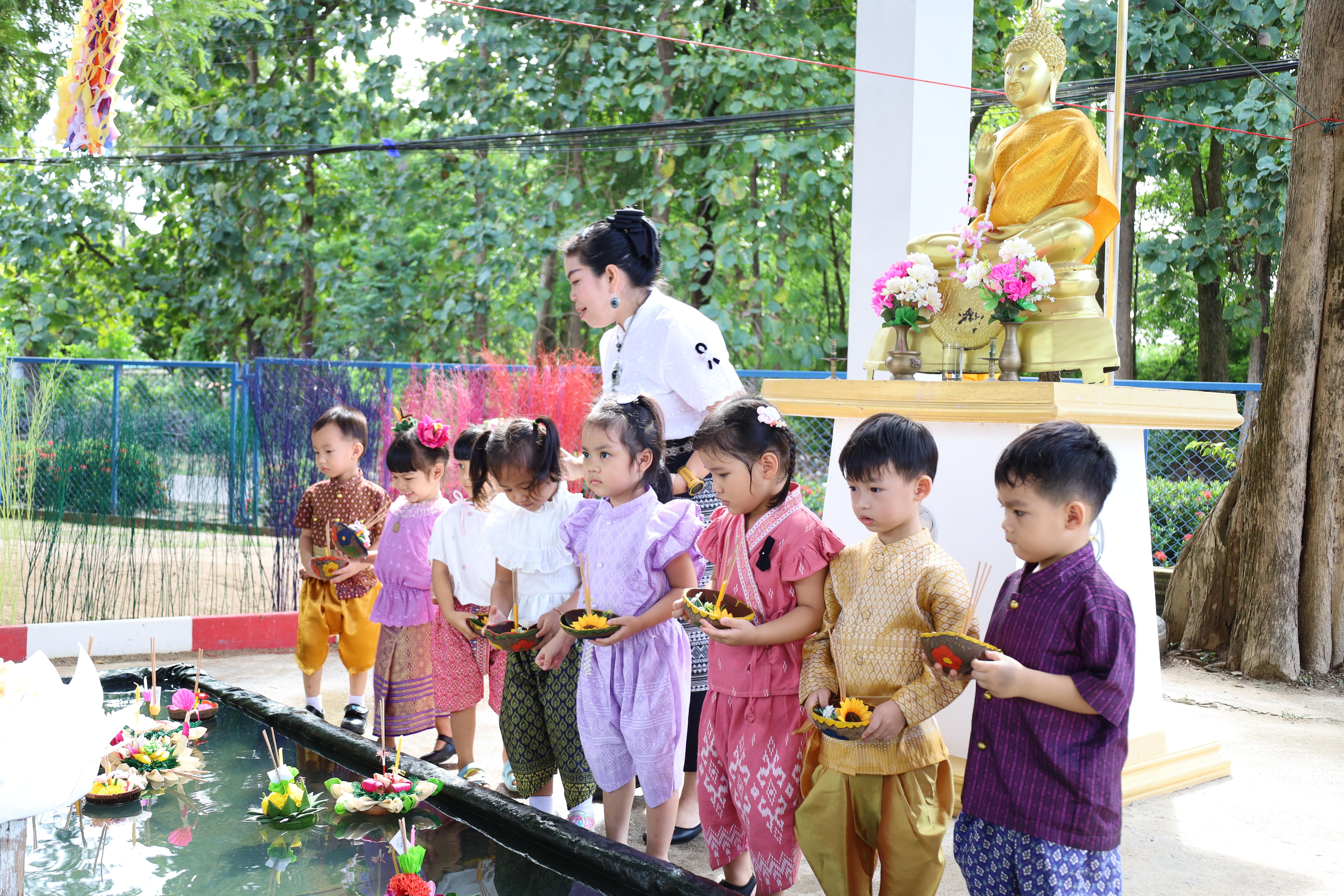 189. กิจกรรมลอยกระทงโรงเรียนอนุบาลราชภัฏกำแพงเพชร ประจำปีการศึกษา 2568