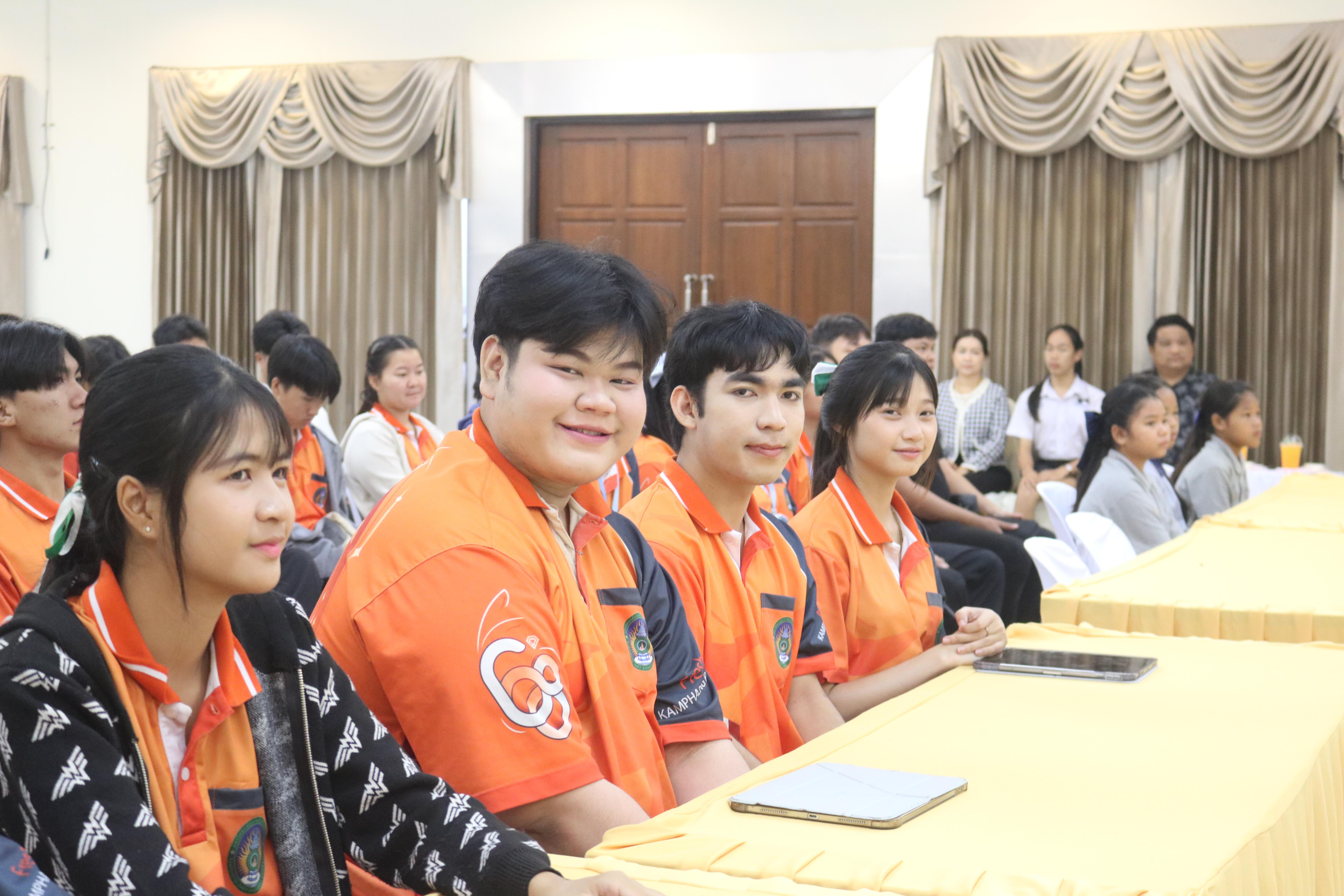 6. อบรมเชิงปฏิบัติการการบูรณาการสืบสานวัฒนธรรมภูมิปัญญาท้องถิ่น