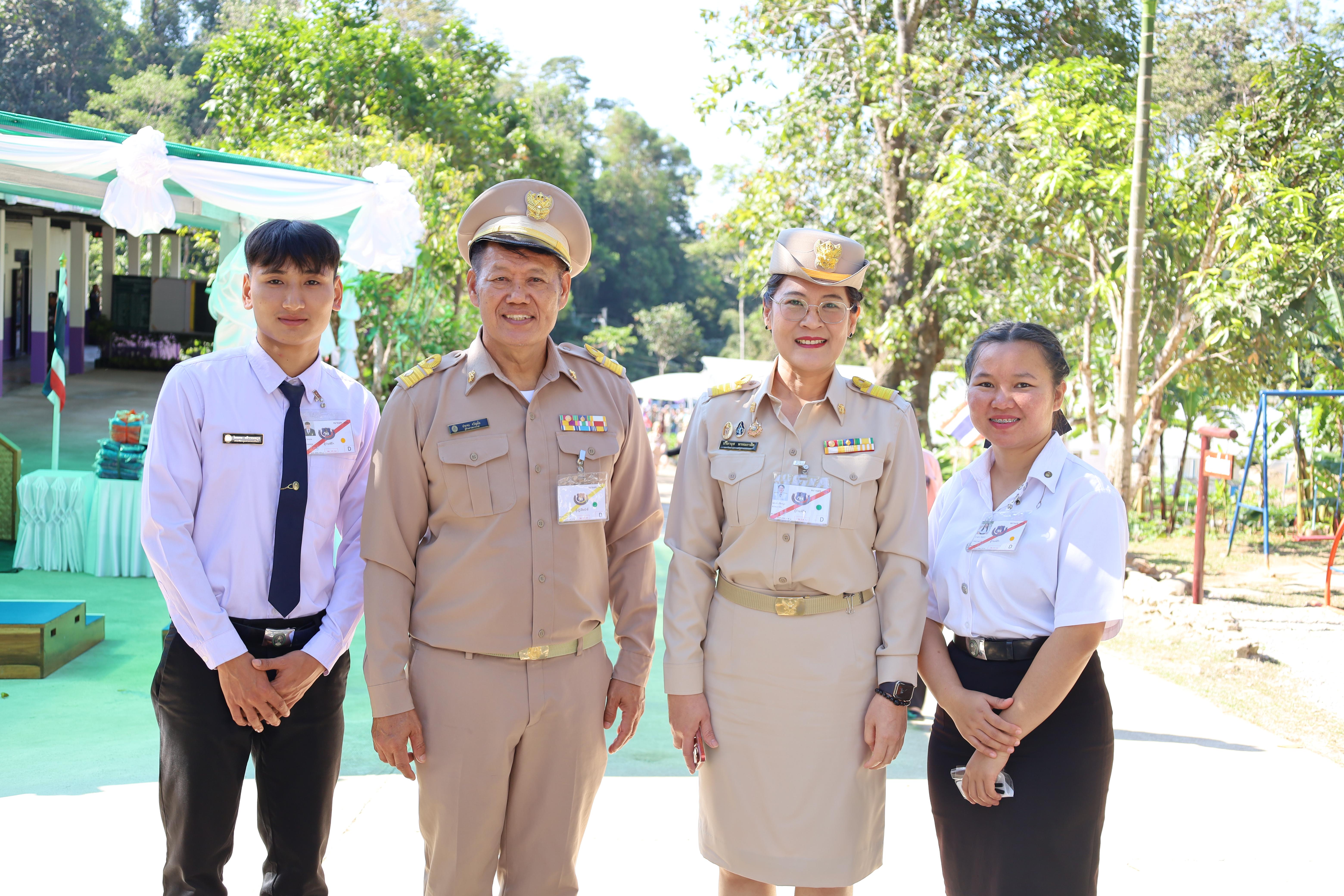 50. รับเสด็จฯ สมเด็จพระกนิษฐาธิราชเจ้า กรมสมเด็จพระเทพรัตนราชสุดาฯ สยามบรมราชกุมารี