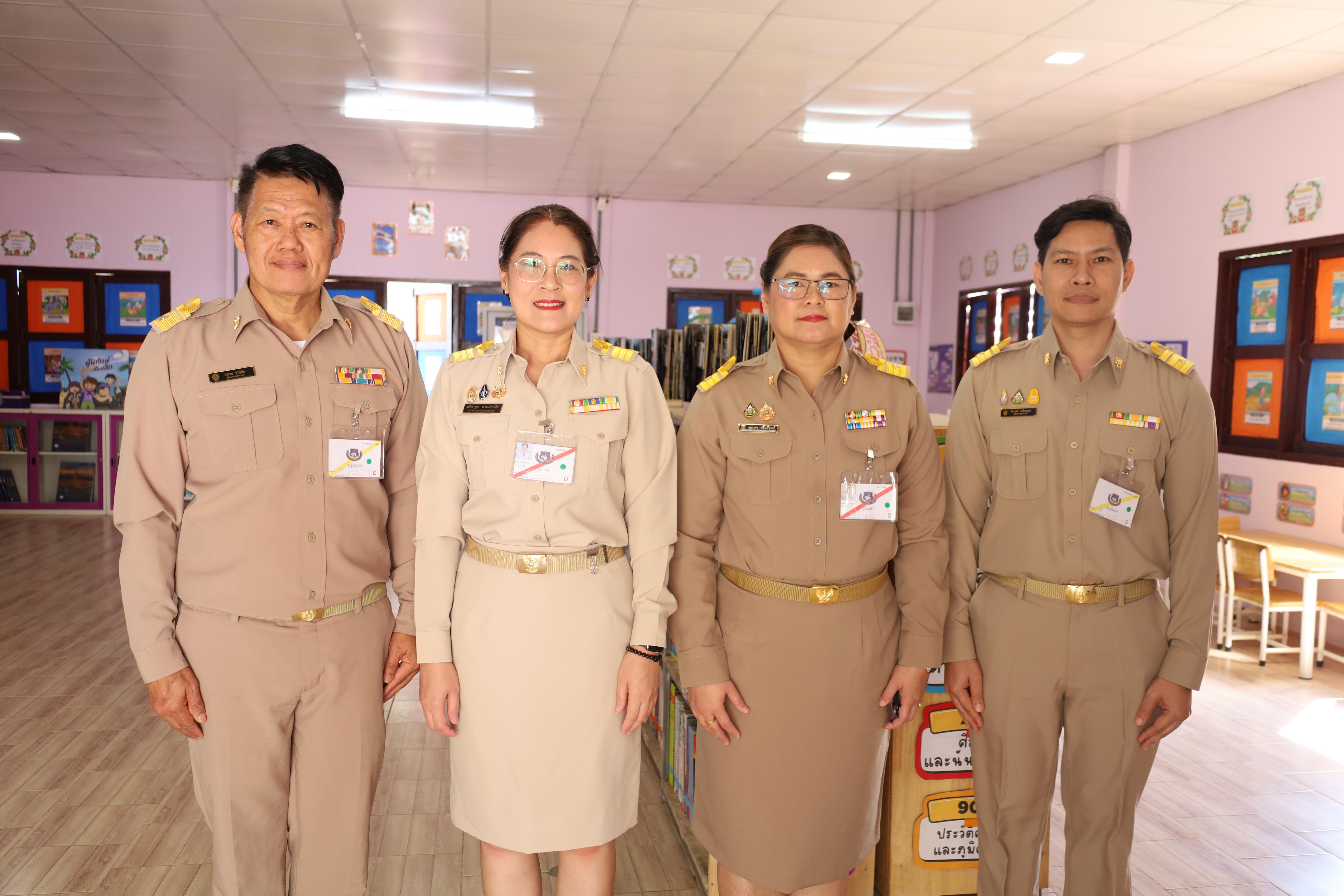 57. รับเสด็จฯ สมเด็จพระกนิษฐาธิราชเจ้า กรมสมเด็จพระเทพรัตนราชสุดาฯ สยามบรมราชกุมารี