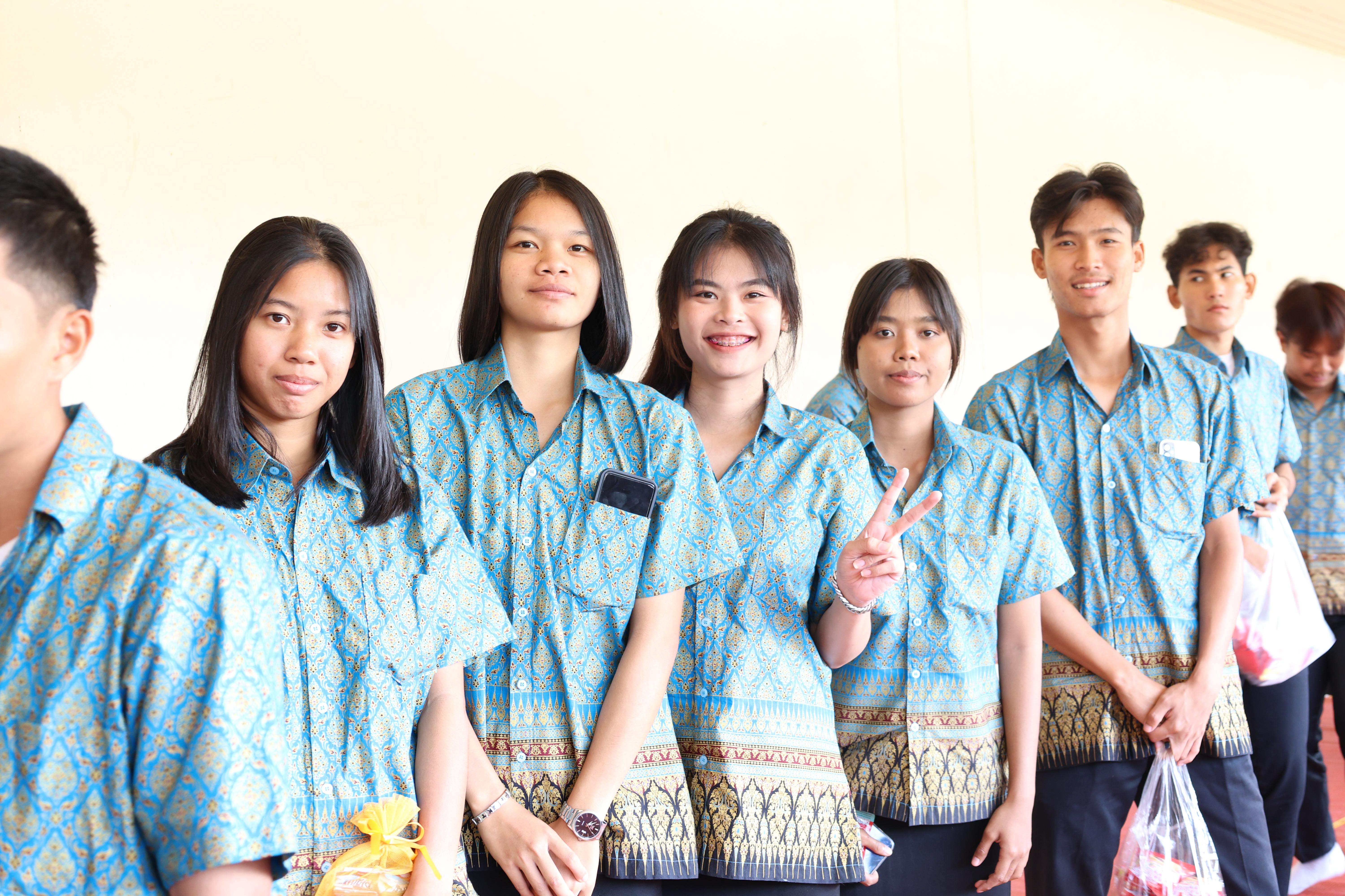 61. ทำบุญปีใหม่โปรแกรมวิชาพลศึกษา