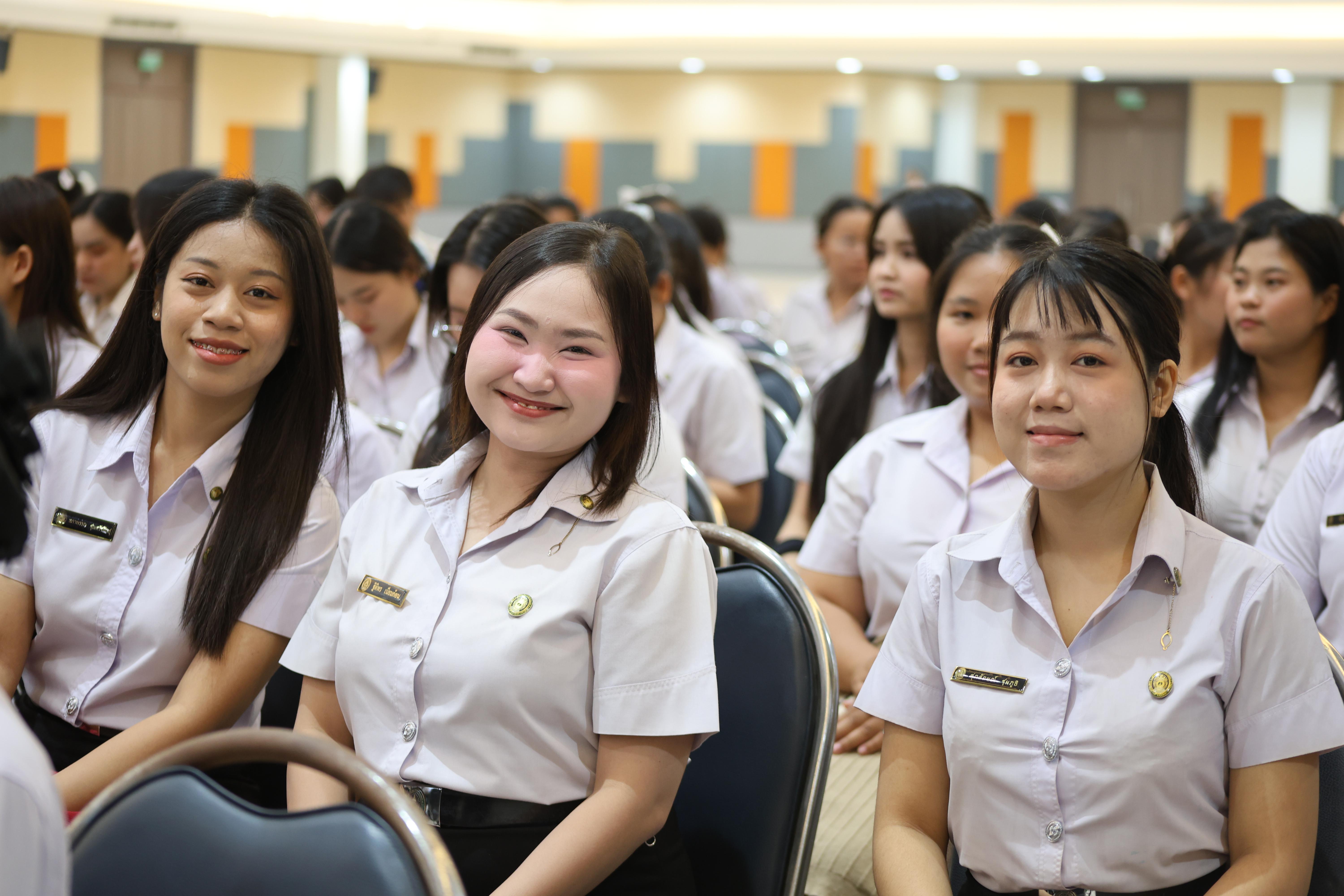 9. กิจกรรมสัมมนากลางภาคนศ.ฝึกประสบการณ์วิชาชีพครู ภาคเรียนที่ 2/2568