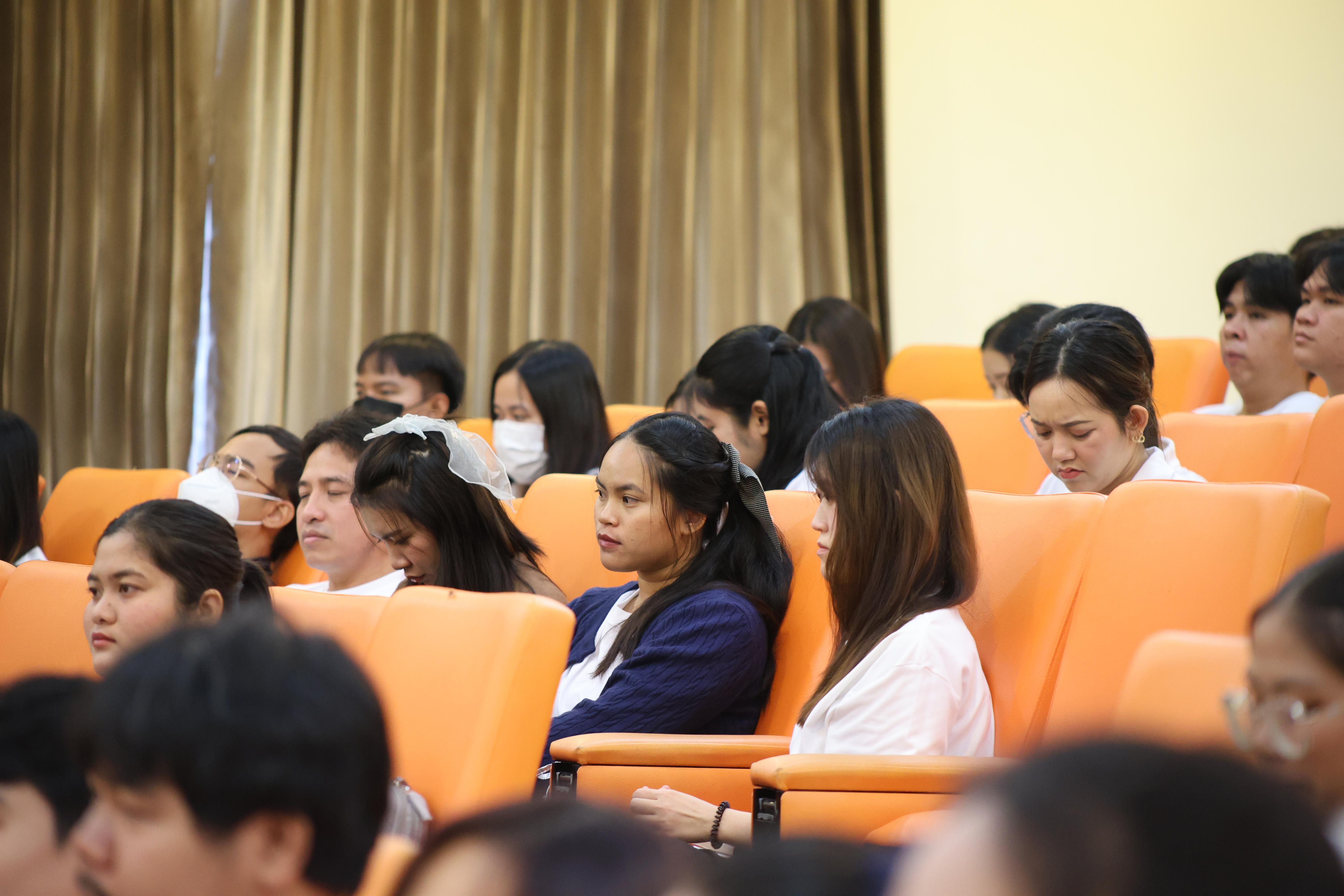 59. กิจกรรมอบรมเชิงปฏิบัติการคุณธรรม จริยธรรม และจิตอาสาจิตสาธารณะ